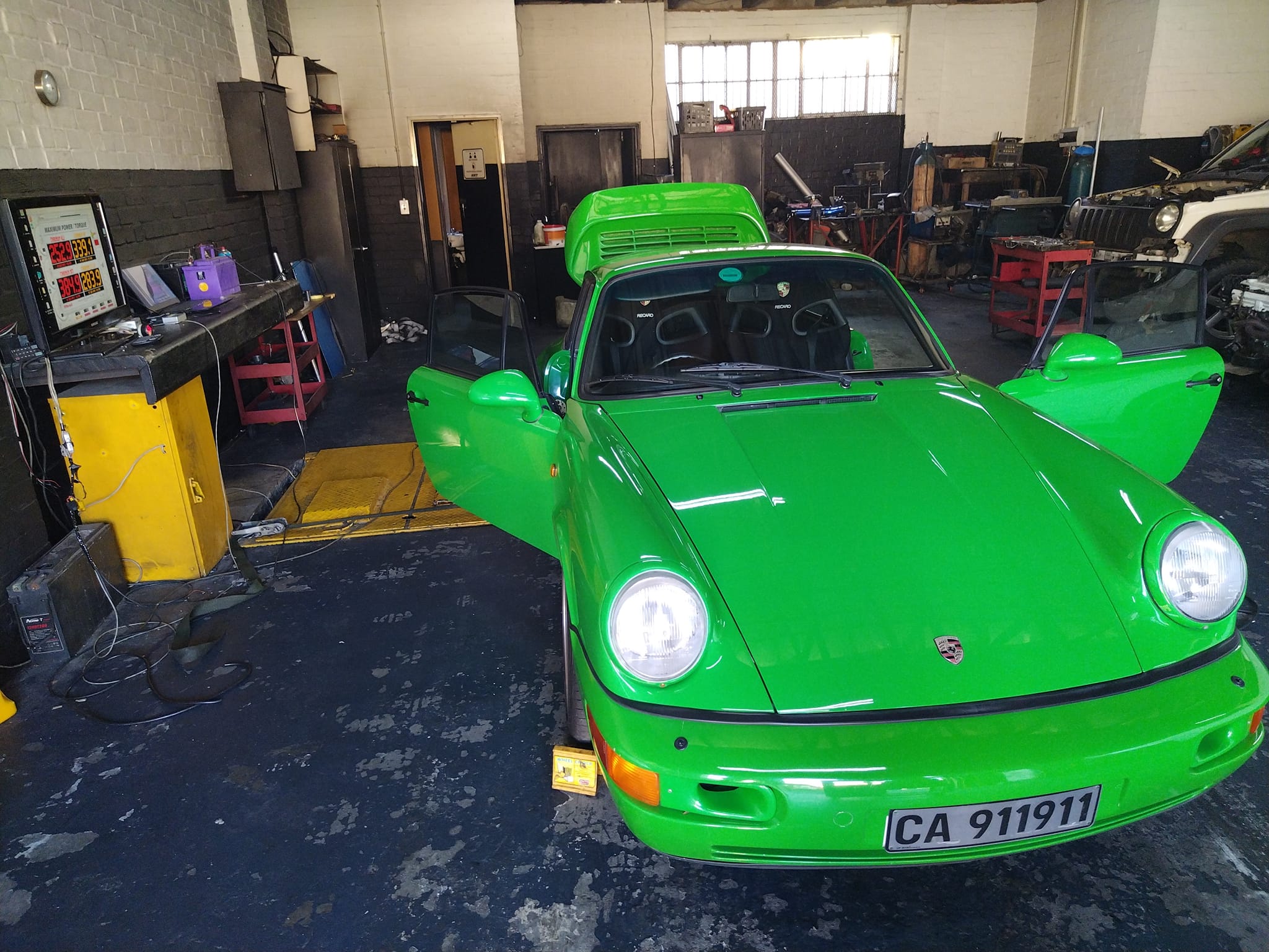 Matt brought his Porsche in... - Race Breed Technology - RBT | Facebook