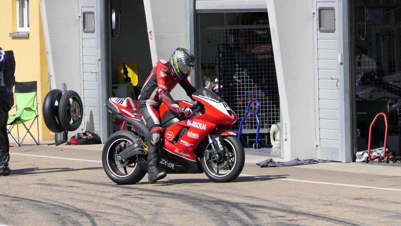 Small-Budget-Racing