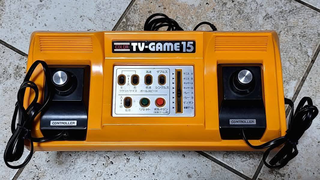 任天堂ゲーム Color TV-Game 15 (Model CTG-15S) [1977] - Nintendo