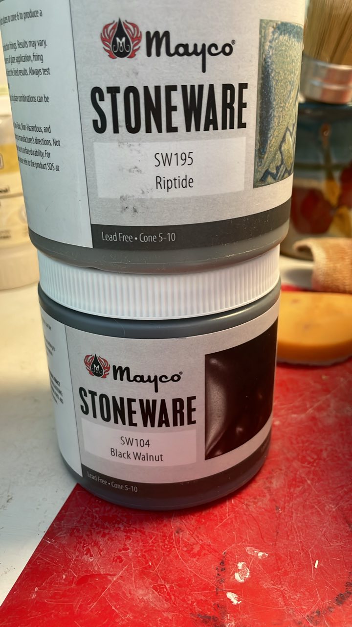 Mayco Mud Room Society | Has anyone used Black Walnut with Riptide ...