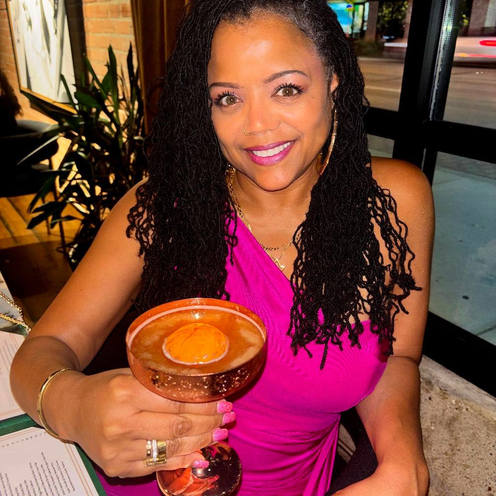 Tammy R Davis