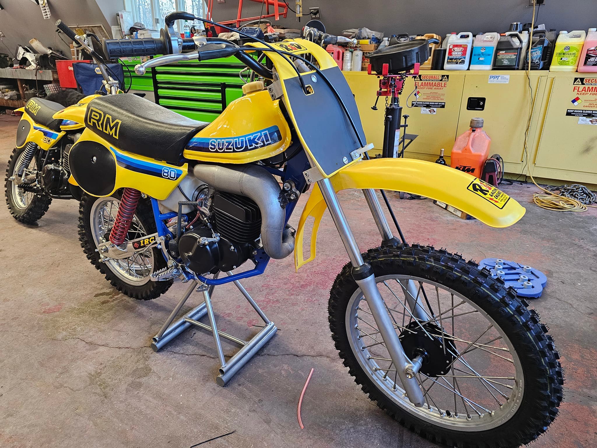 1982 Suzuki RM 465 Tank Decals Full Cover - DC Plastics
