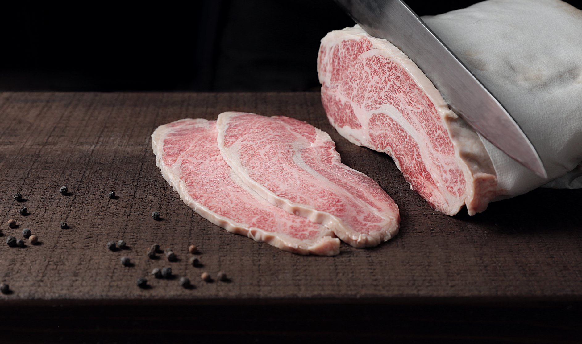 一頭牛 日式燒肉‧清酒-公益店 - 【A.M.G 解密檔案】 犇跑吧！極品A.M.G！ ... | Facebook