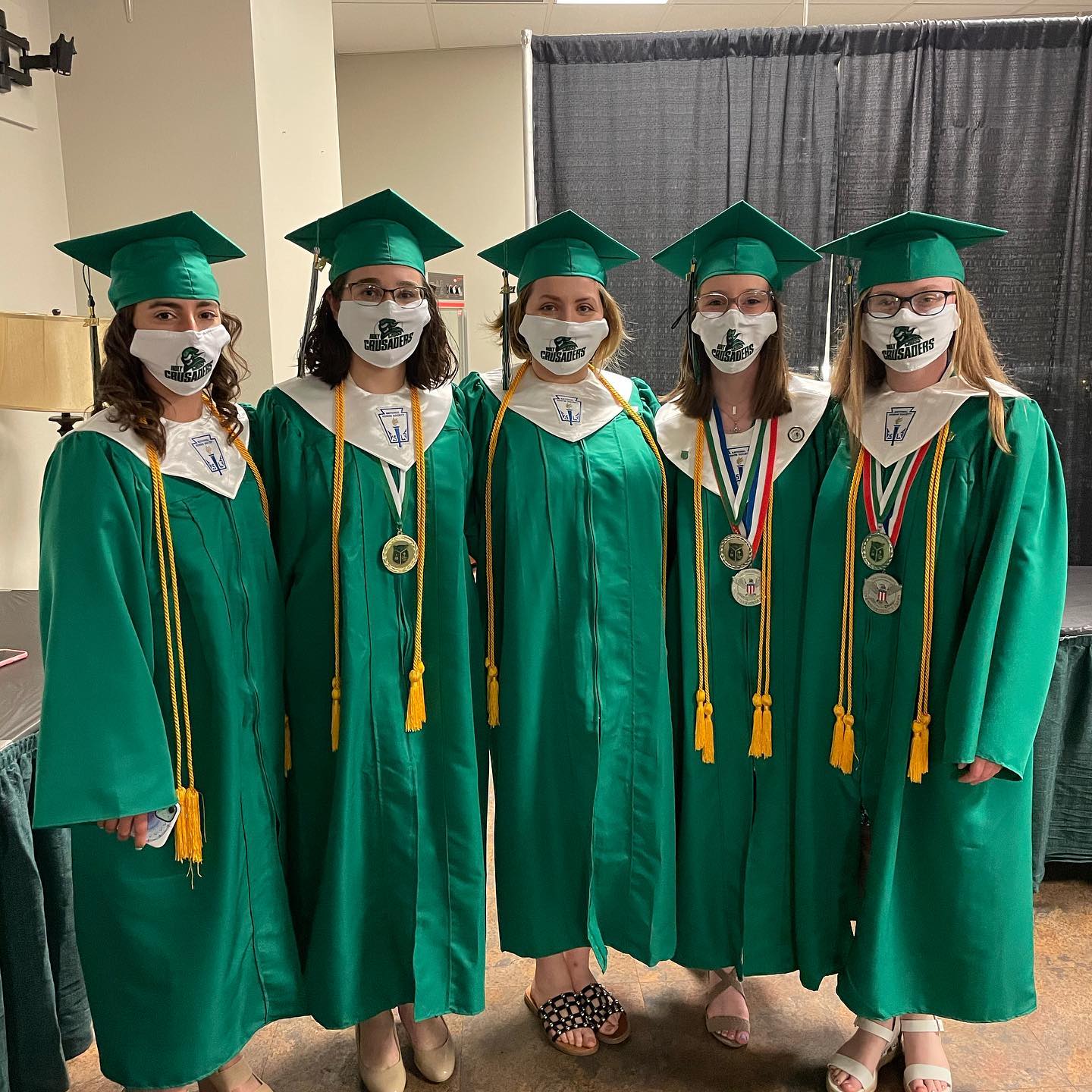💚🎓💚Congratulations to Holy Cross’... - Holy Cross High School | Facebook