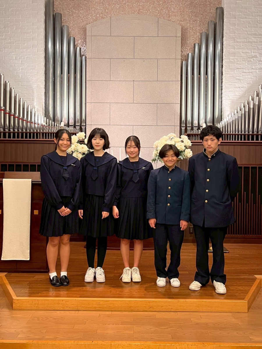 明徳義塾中学・高等学校 Meitoku - 4年英語コース 留学出発 1月30日、本校4年英語コースの生徒5名が、それぞれカナダと ...