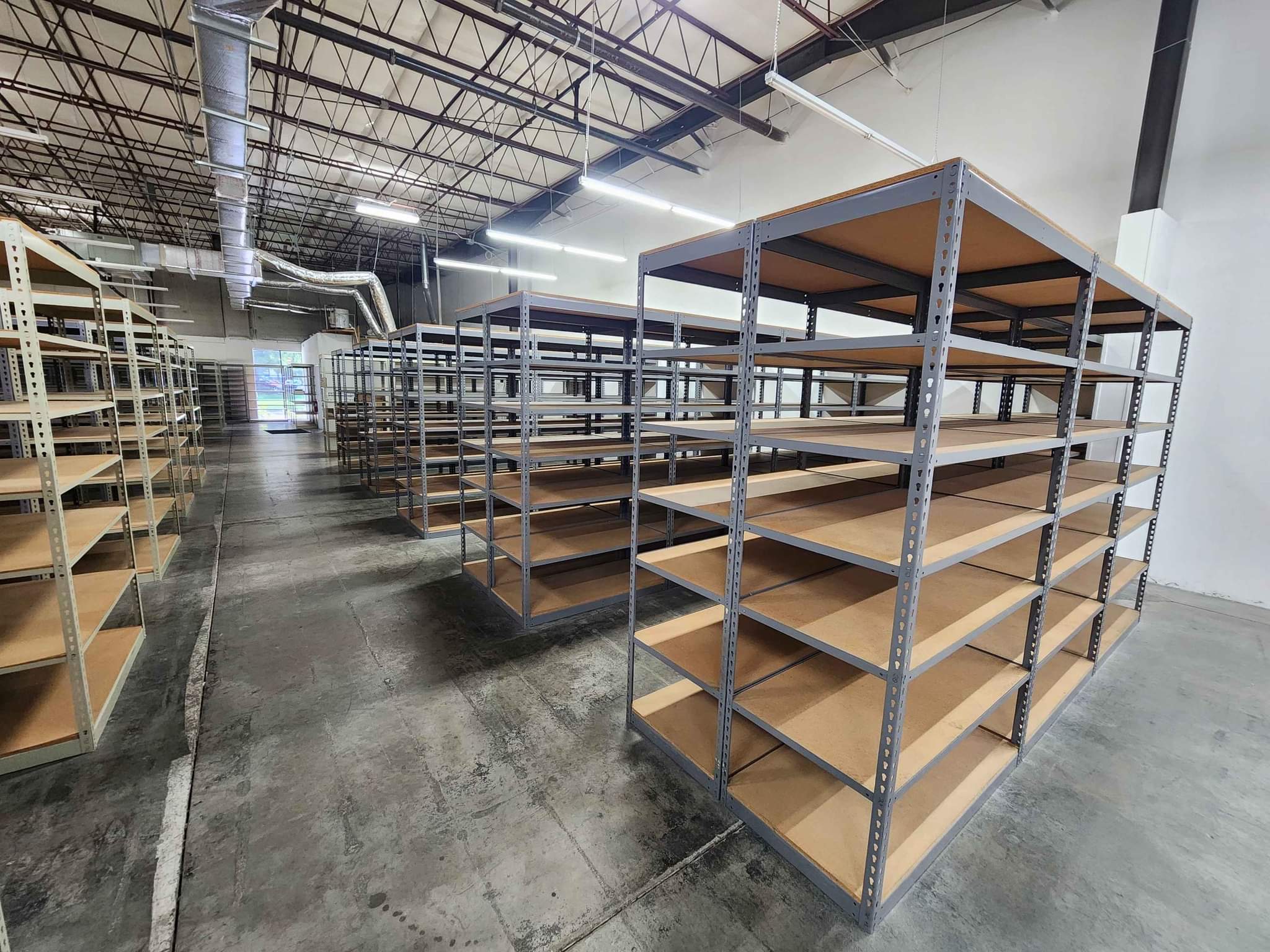 Commercial shelving, rivet rack, garage shelves container connex ...