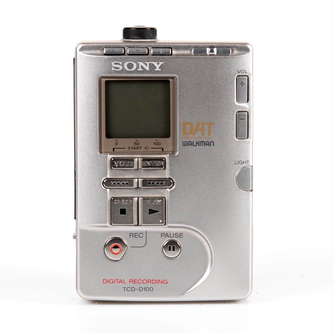 Sony DAT Walkman TCD-D100 (1997)