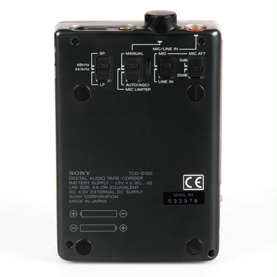 Sony DAT Walkman TCD-D100 (1997)