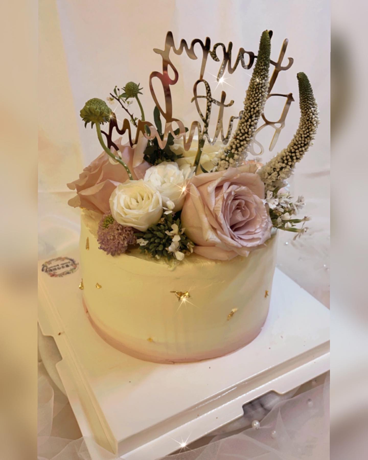 6吋鮮花花藝蛋糕 芋泥布丁 草莓 鮮花蛋糕 玫瑰花蛋糕 大寶手作甜點 Feuille Biscuit Facebook