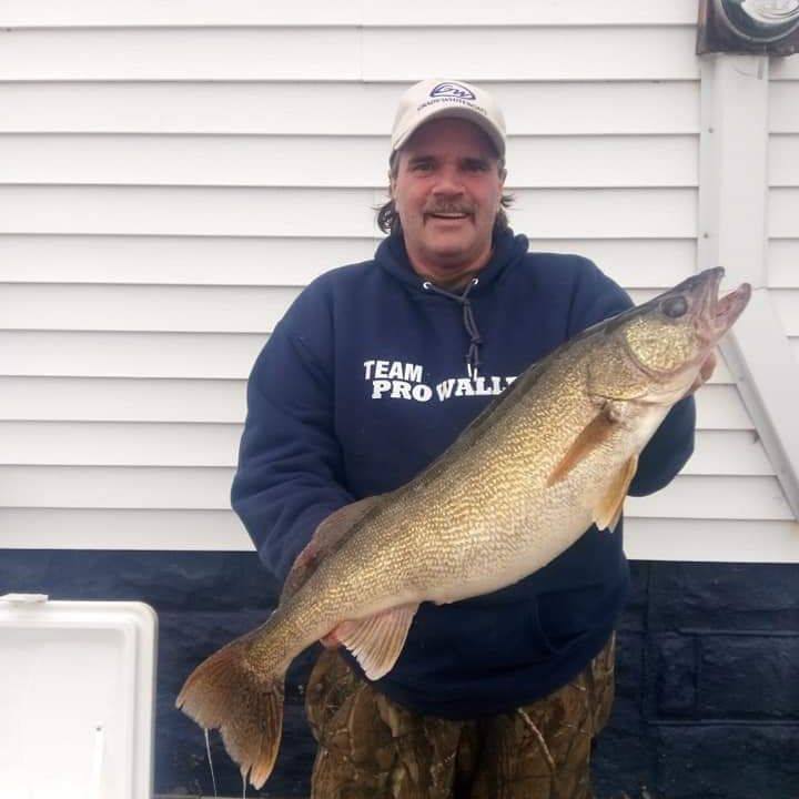 PRO WALLEYE | Pro walleye giveaway for the fall walleye tournaments, I ...
