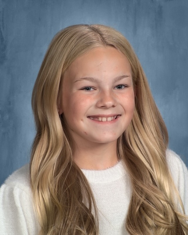 The WIZARD OF OZ Cast Member Feature: Name: Riley Koeberlein Grade: 6th ...