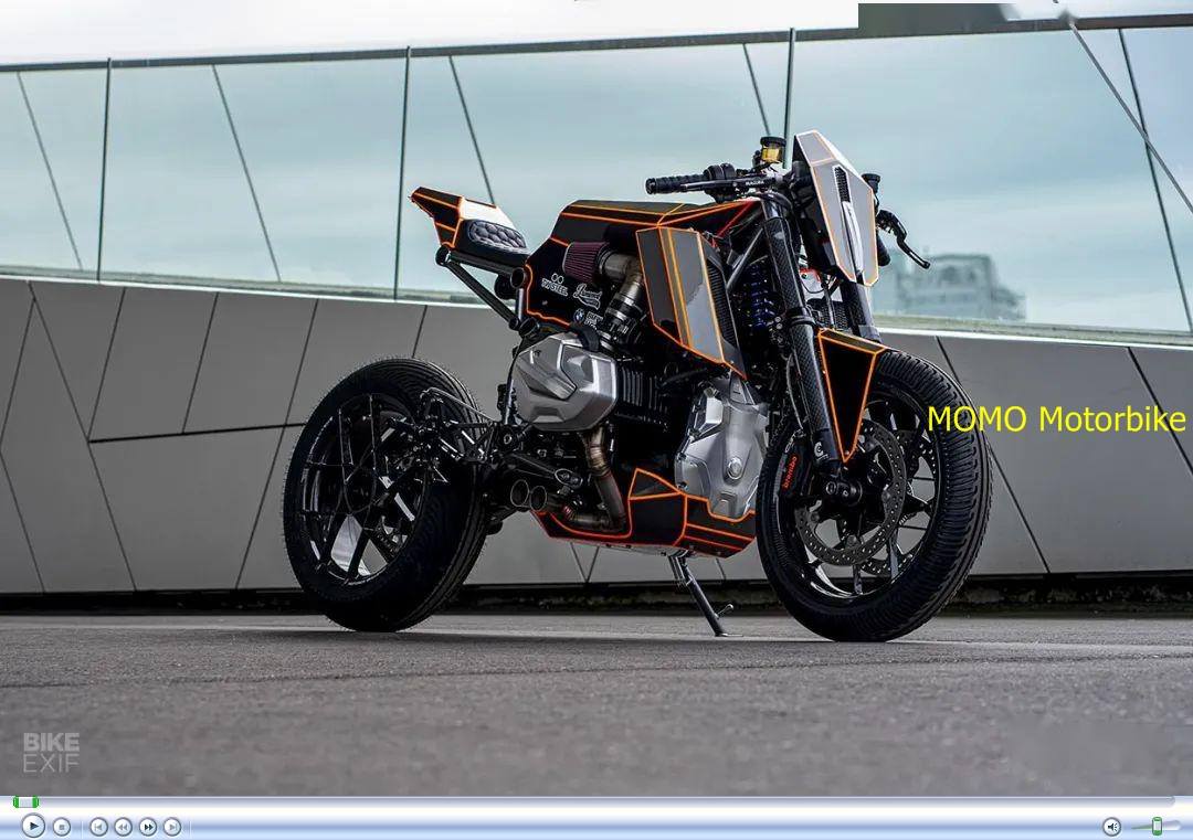 MOMO Motorbike - 