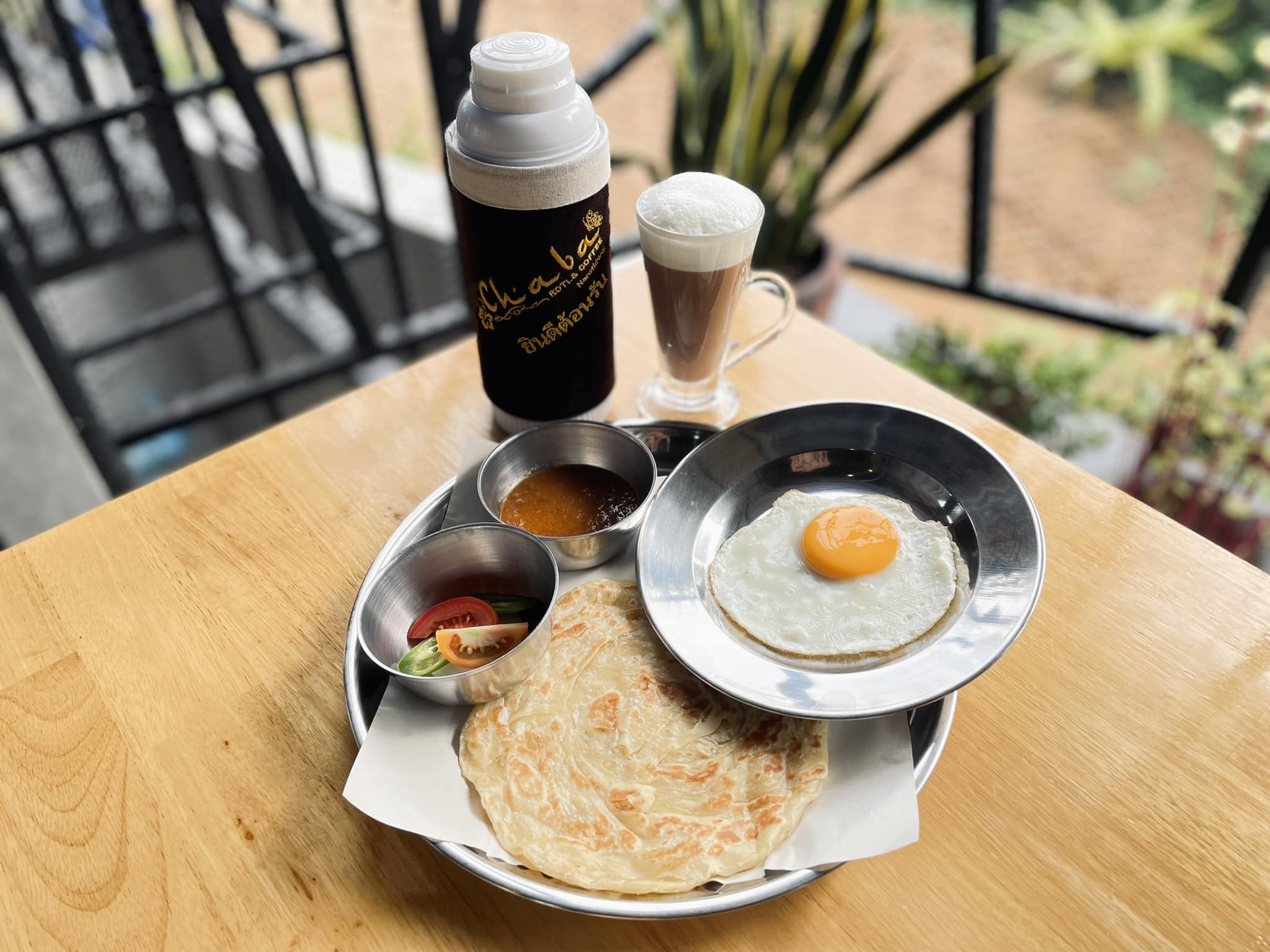 กินคนเดียวมันเหงาา... - Chaba Roti & Coffee Narathiwat | Facebook