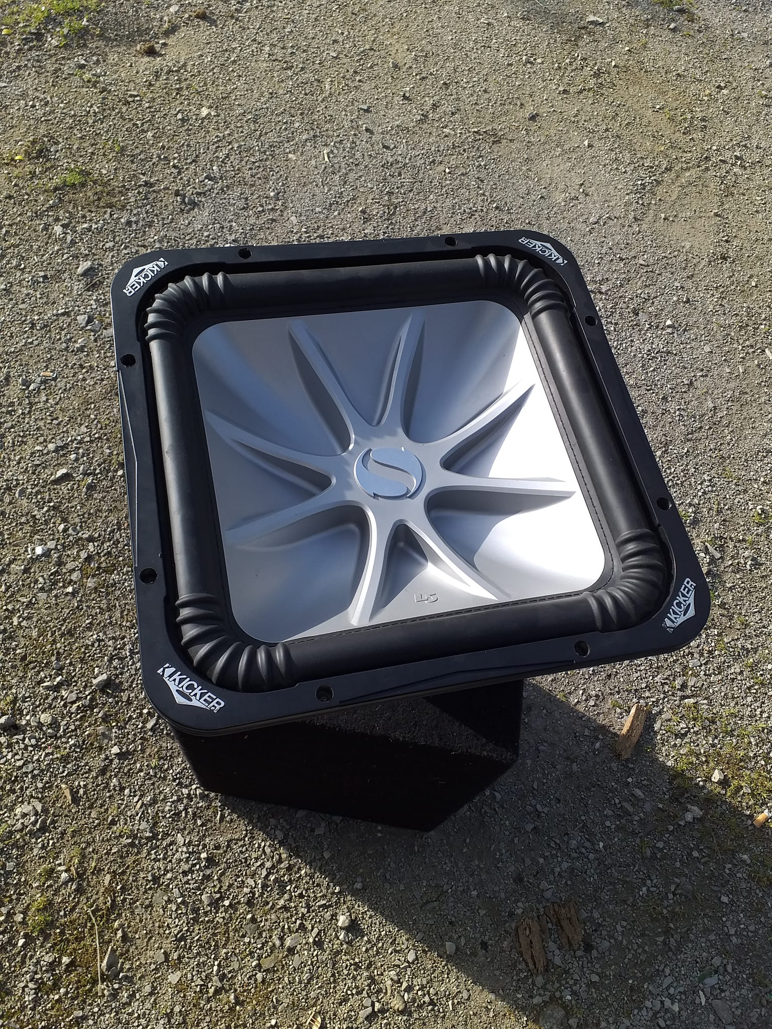 What box size for kicker l5 15?