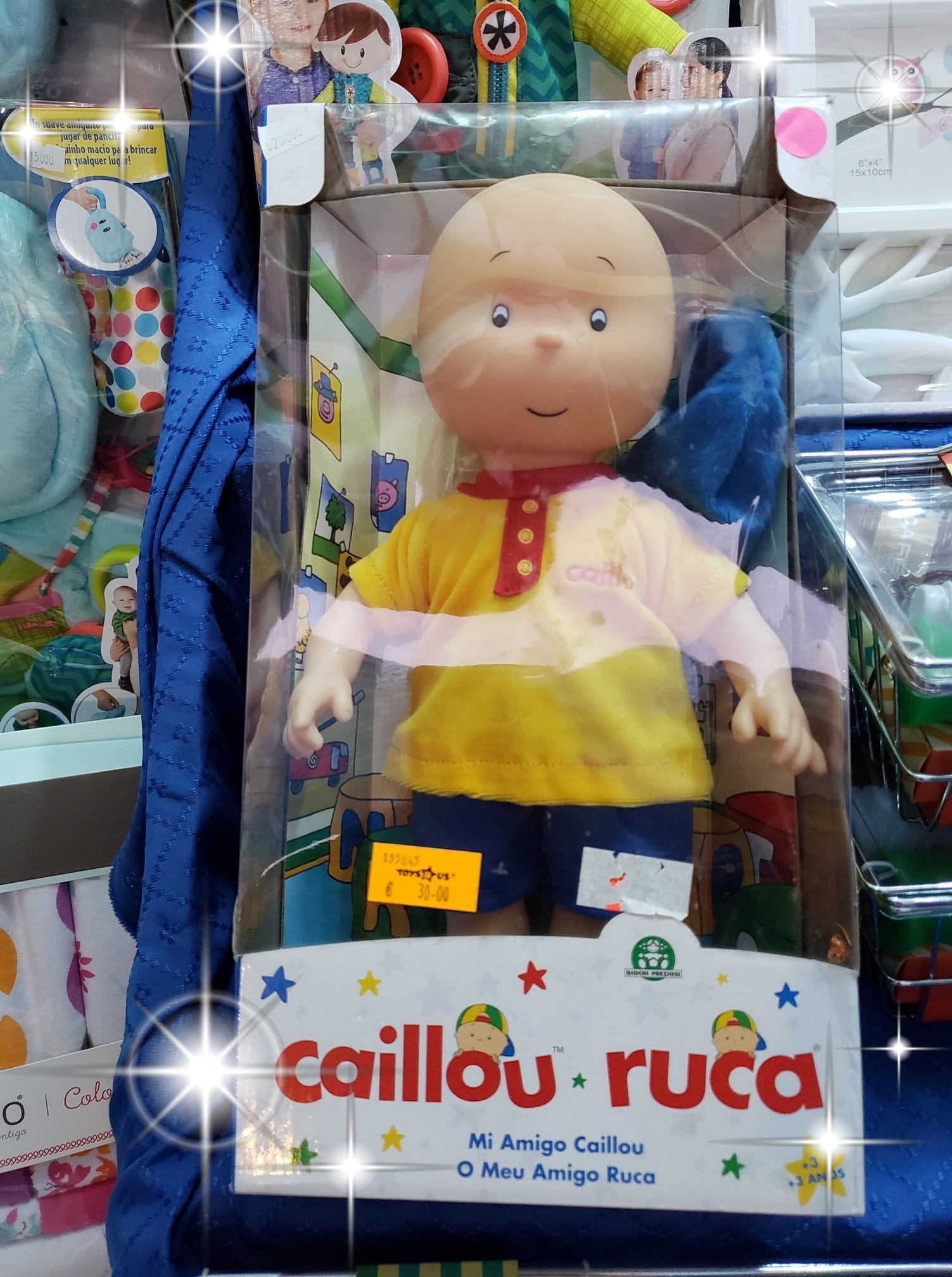 muñeco caillou