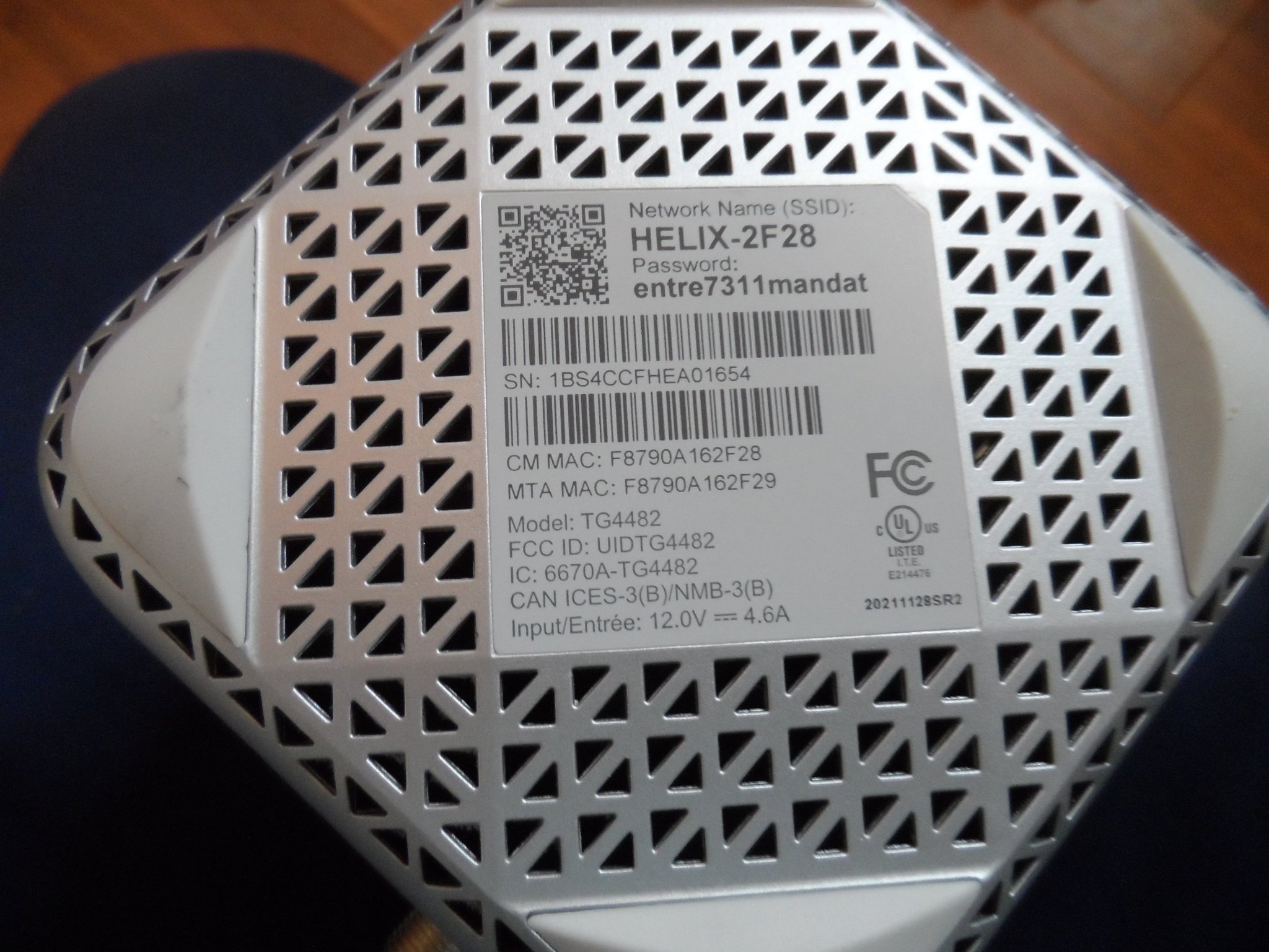 Borne Helix de Videotron Wi-Fi 6 combo - Bridges & Routers - Sherbrooke ...