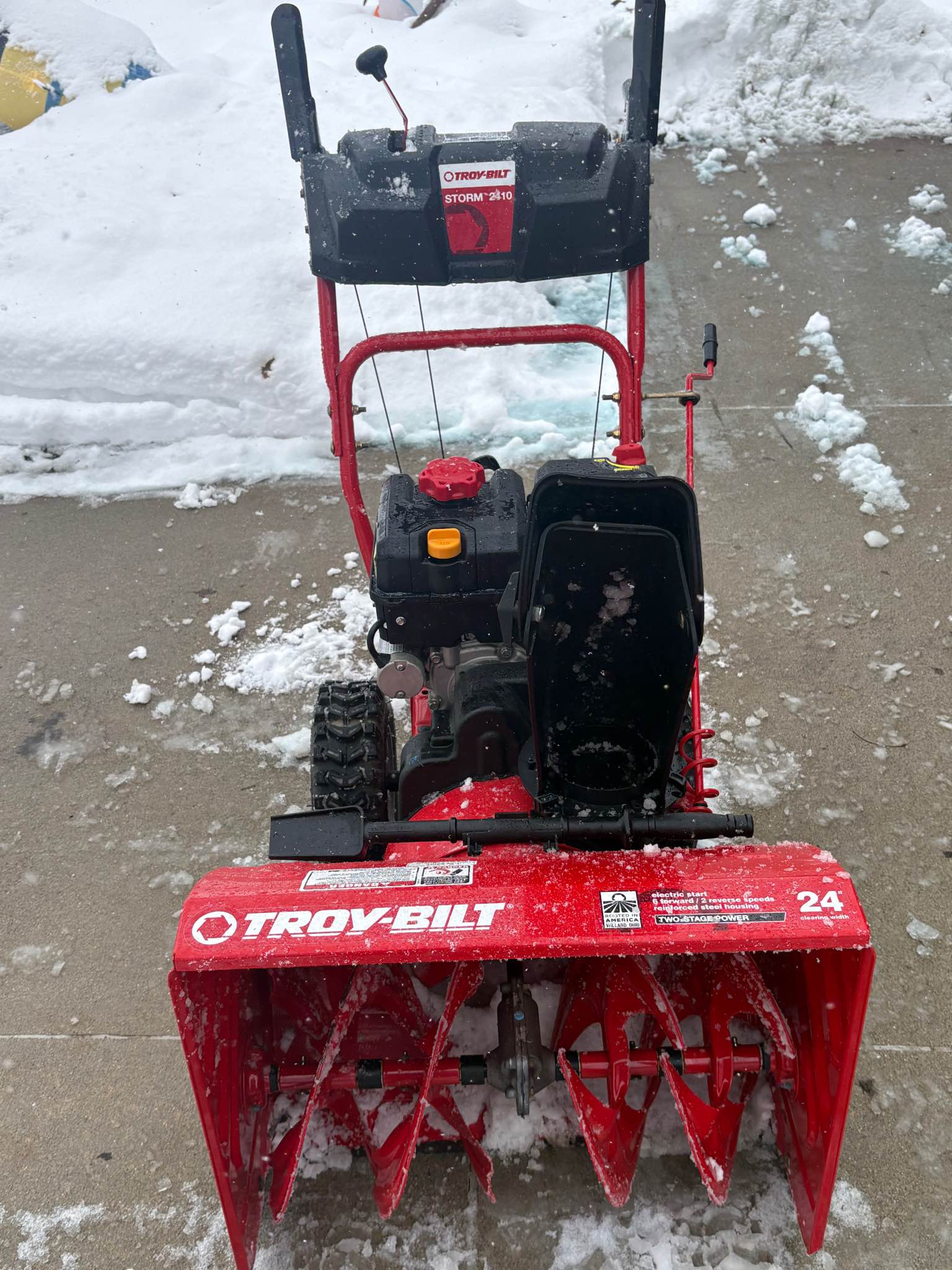 Best HD Pictures about  Troy Bilt 24 Snowblower  with No AI Images