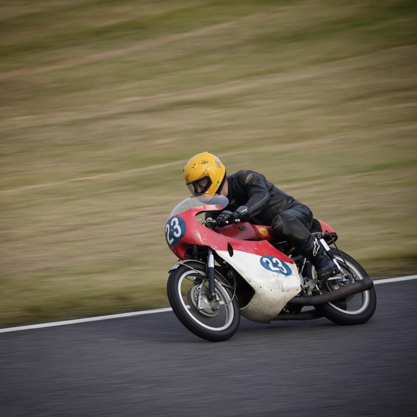 oilseal_brand - ＊ HONDA RSC CB77 Always moving forward....