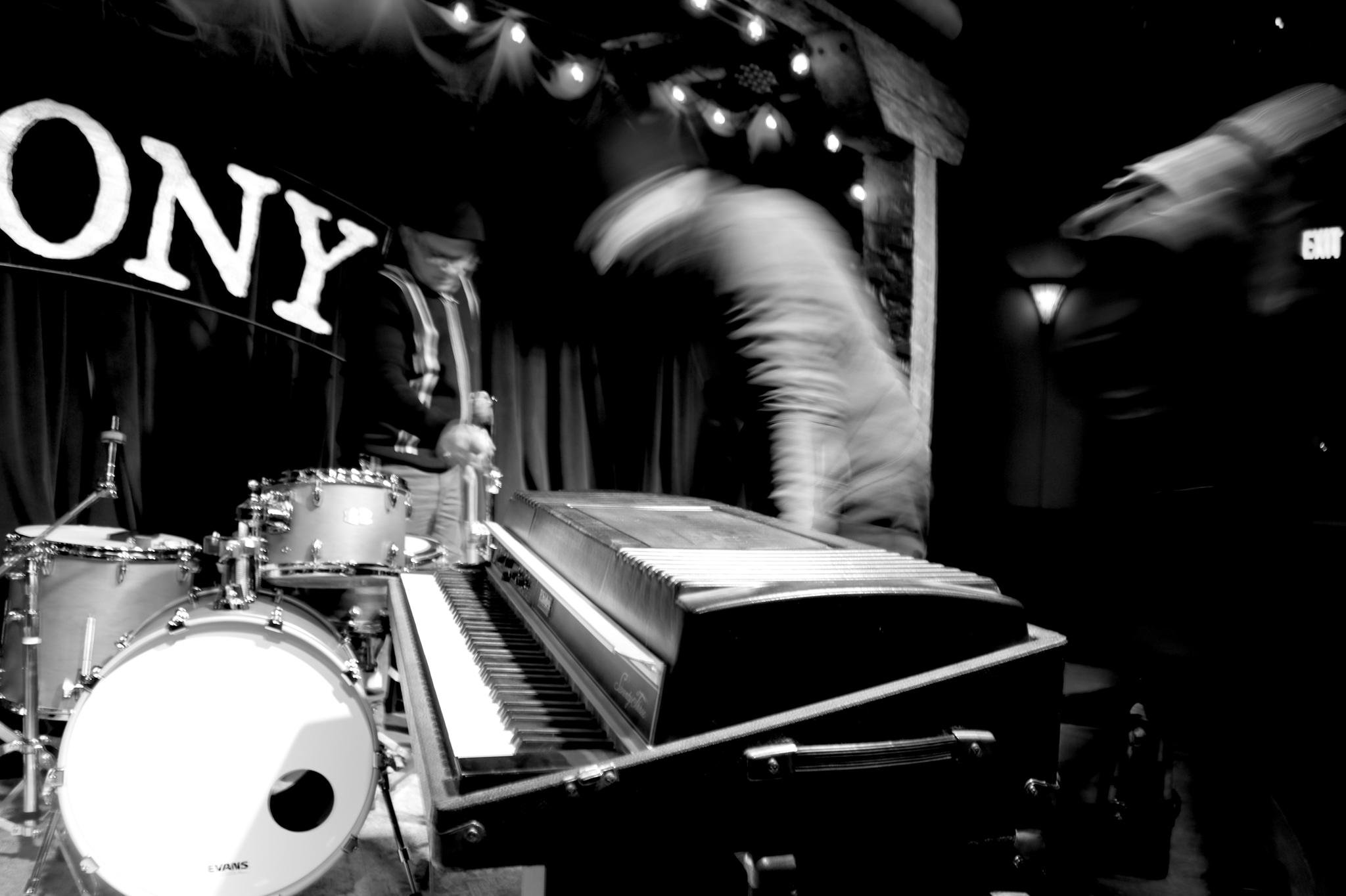8 Hours Records | Fribourg