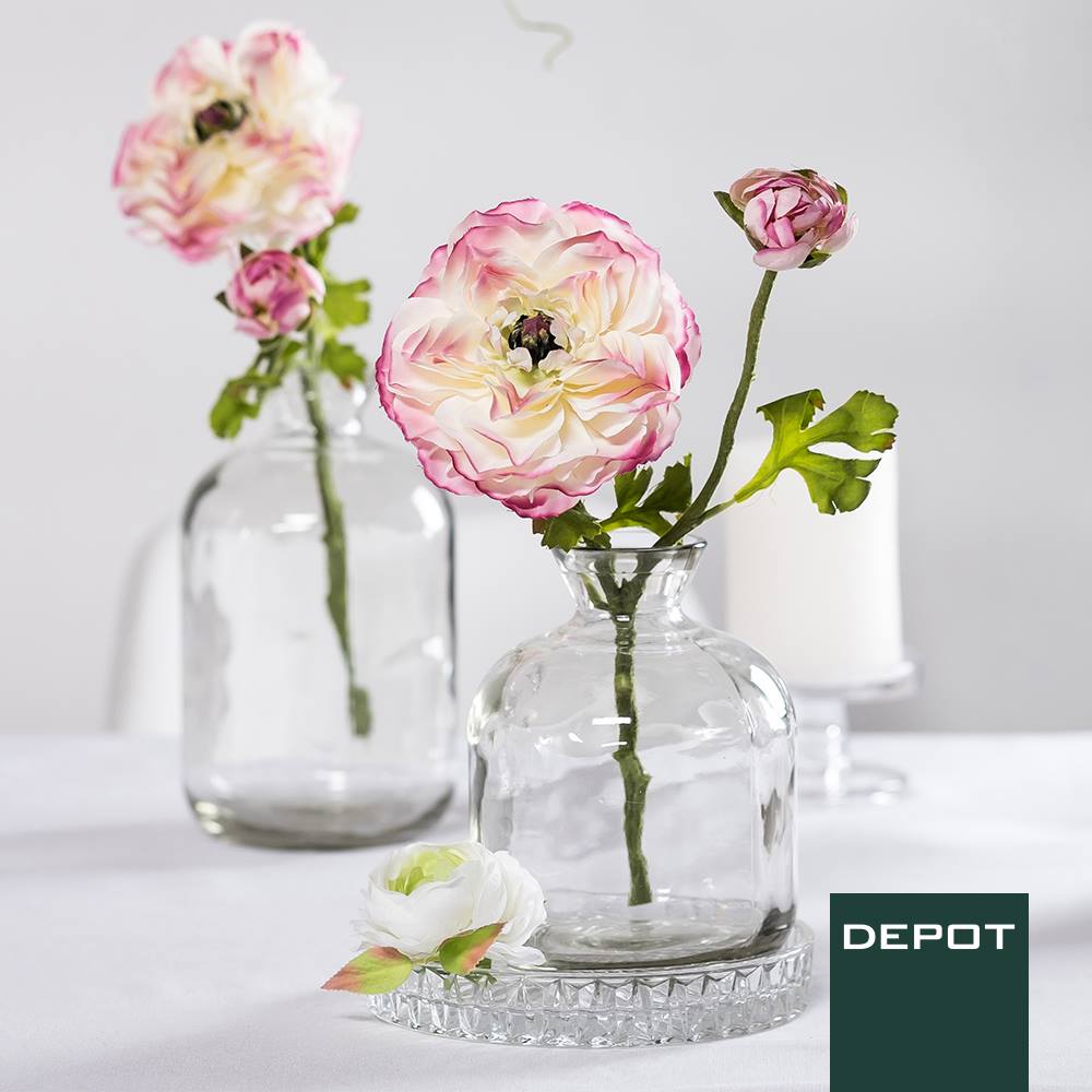 🌷🌸 Welche Blumen passen in welche Vase? 🌸🌷 Jetzt ist wieder Tulpenzeit, aber welche Vase passt am besten zu den frischen Frühlingsblumen? Keine Sorge, in unserer kleinen Blumenguide-Galerie verraten wir Euch, welche