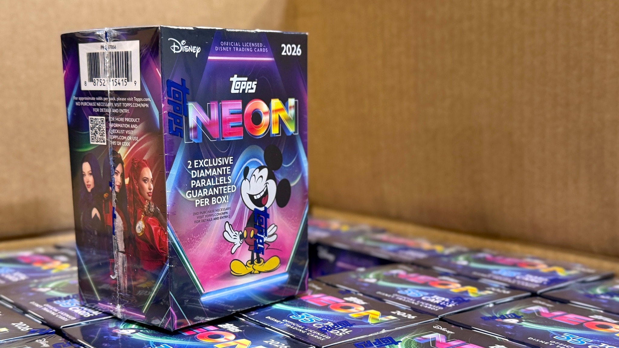 2026 Topps Disney Neon Blaster Boxes are here ? #Disney 