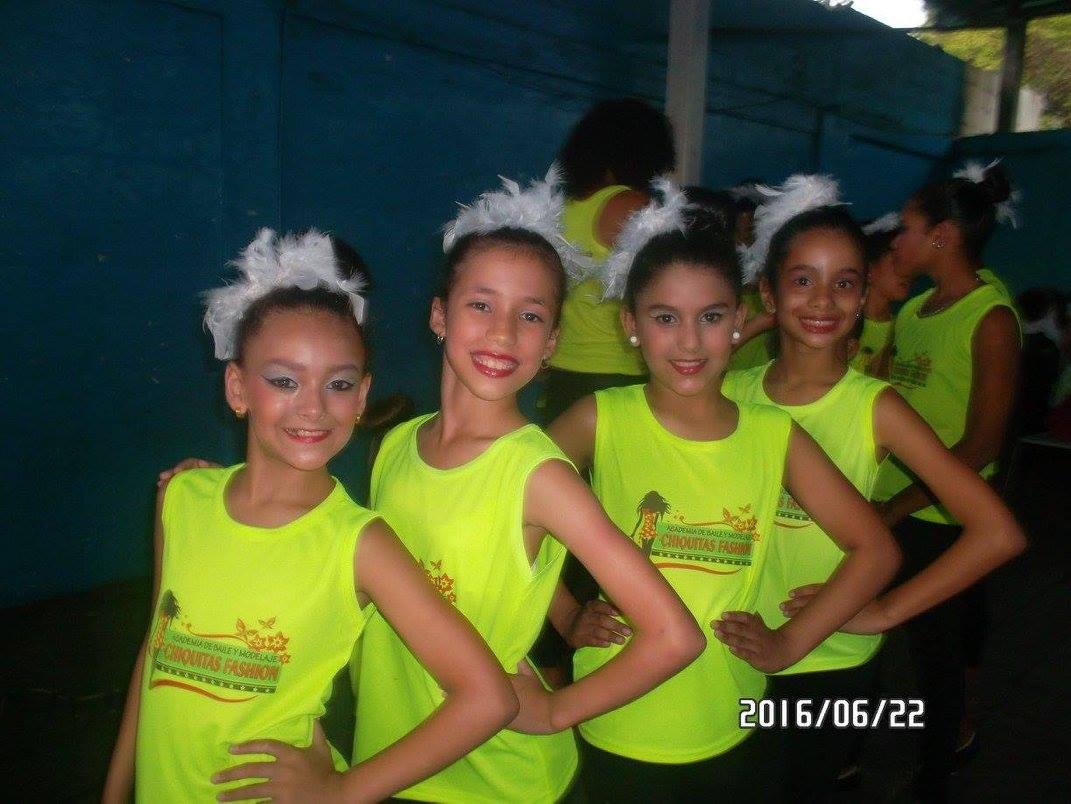Academia De Baile y Modelaje 