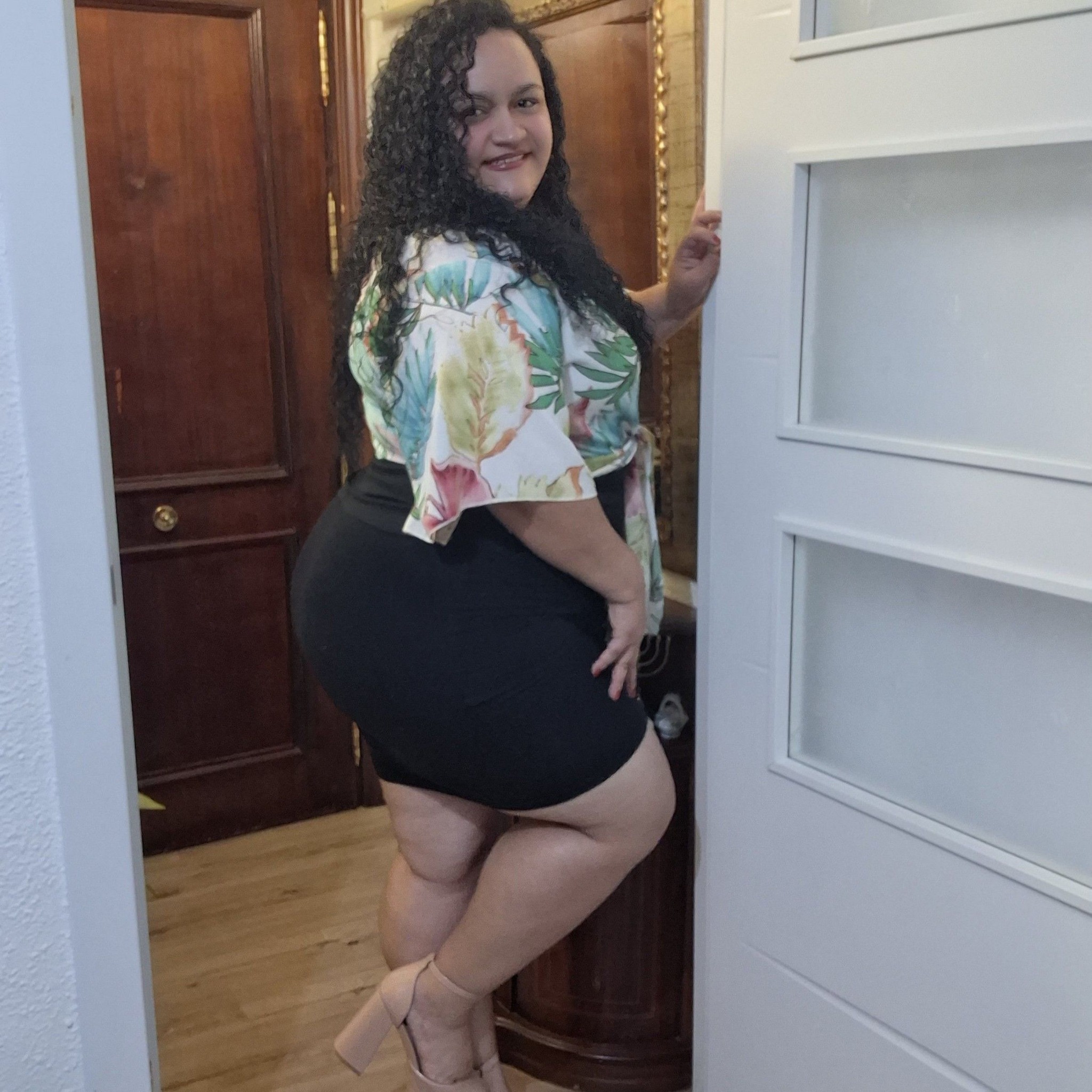 Sera que me hago la lipo 🤣🤣🤣 esta IA 😁 - Esthefany Aguilar | Facebook