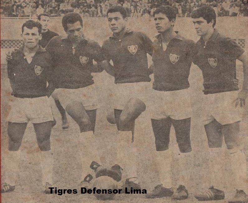 Los Tigres del Defensor Lima - DEFENSOR LIMA 1967 Mediocampistas y ...