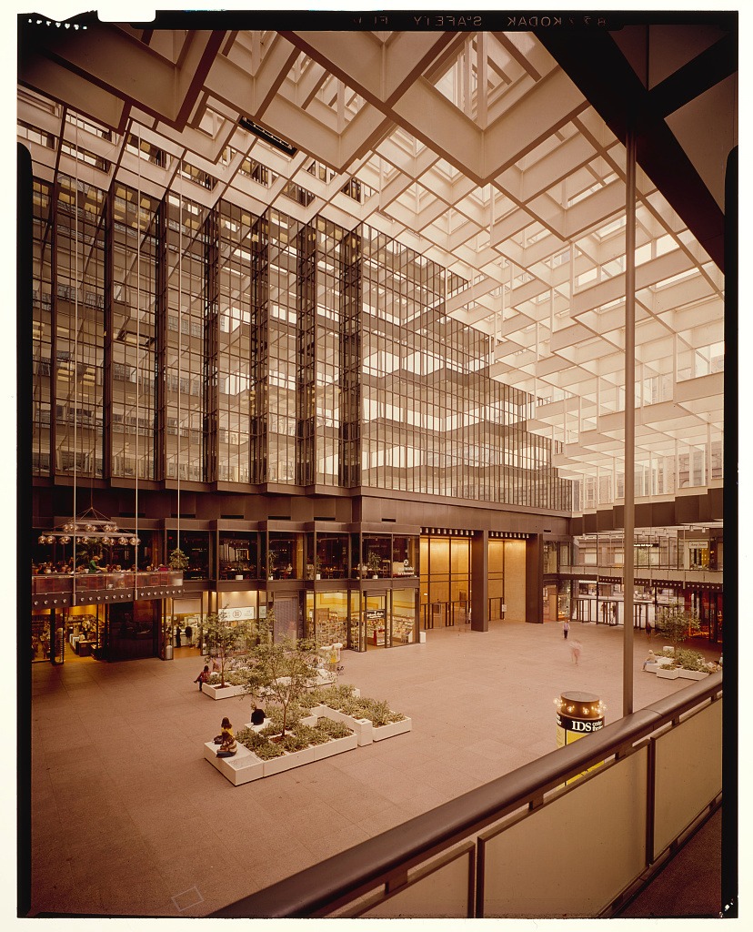 Minnesota - Lobby of the IDS Center in Minneapolis in 1973 Photo ...