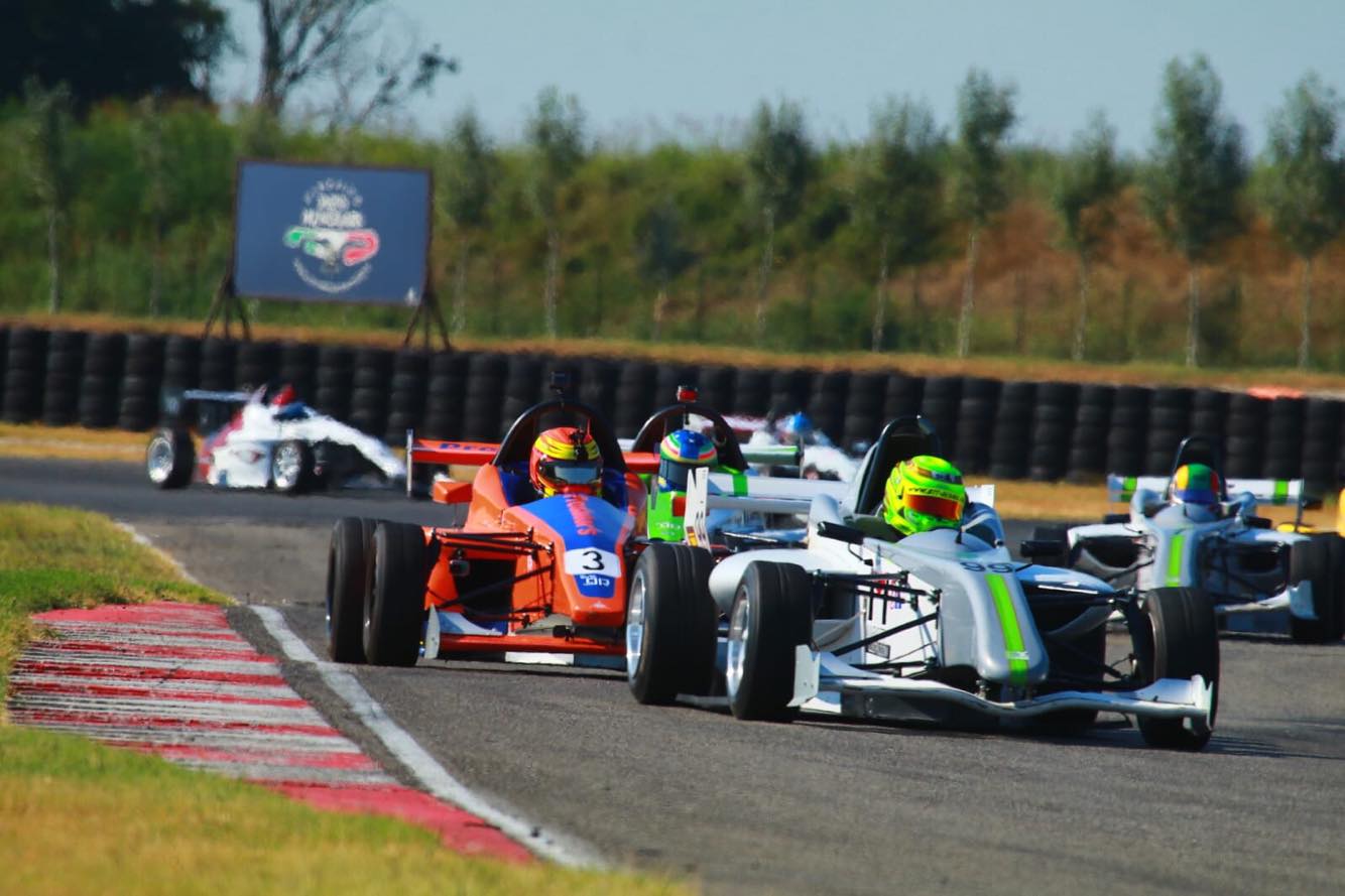 LA FORMULA X ITALIAN SERIES TORNA A... - Predator's Official | Facebook
