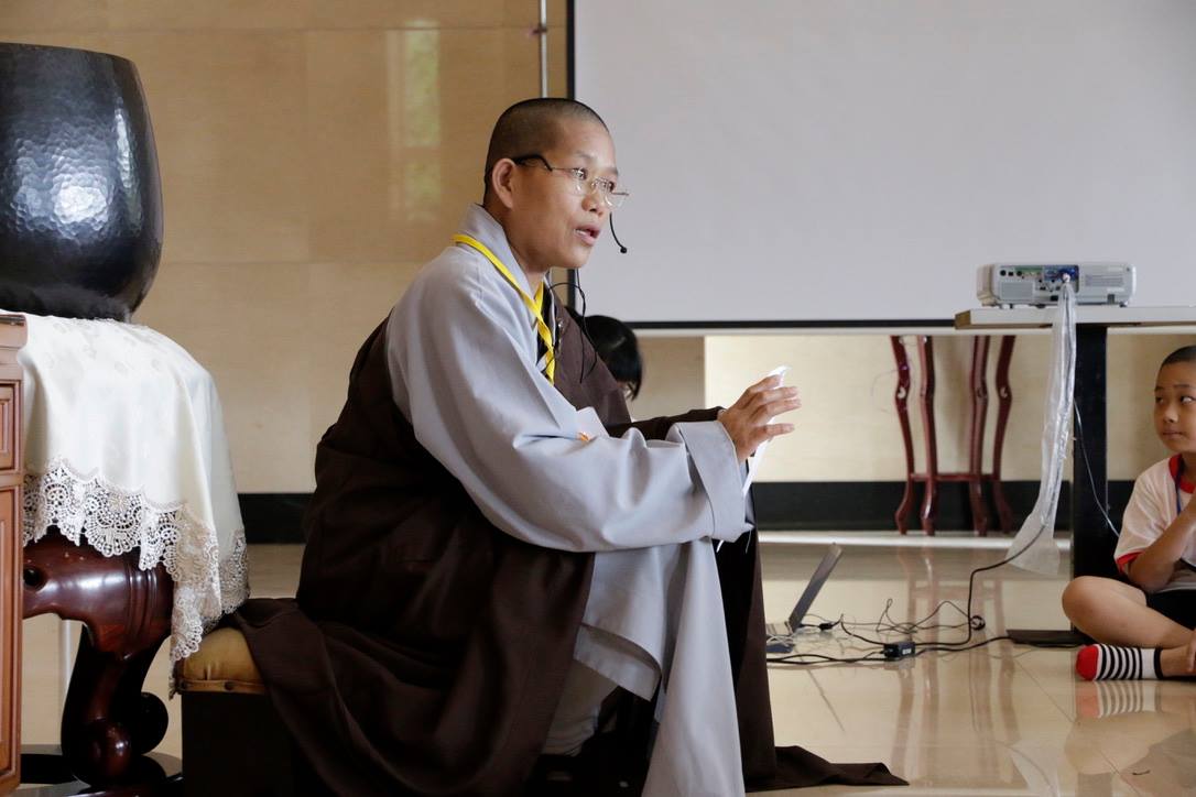 聖覺學苑 - 20150707 夏令營 授課主題 : 佛學常識 授課老師 : 釋見儒 法師 | Facebook