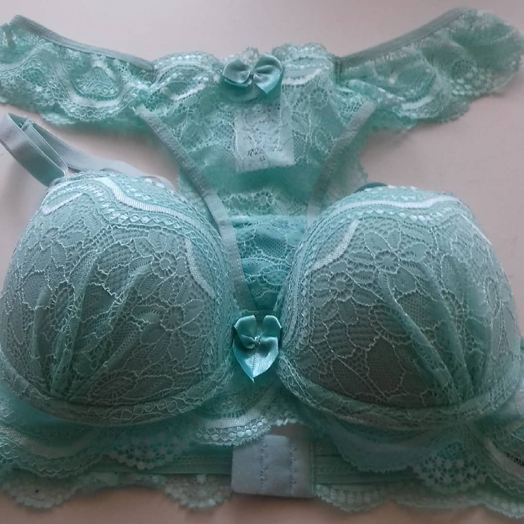 FABI TAIS MODA Intima - Para hoje um lindo conjunto de renda num tom ...