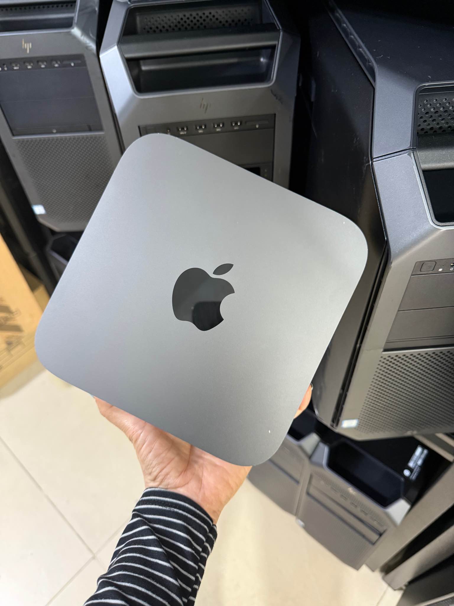 Mac Mini 2018 Intel Core i5 Ram 16GB SSD 256GB Products for office 