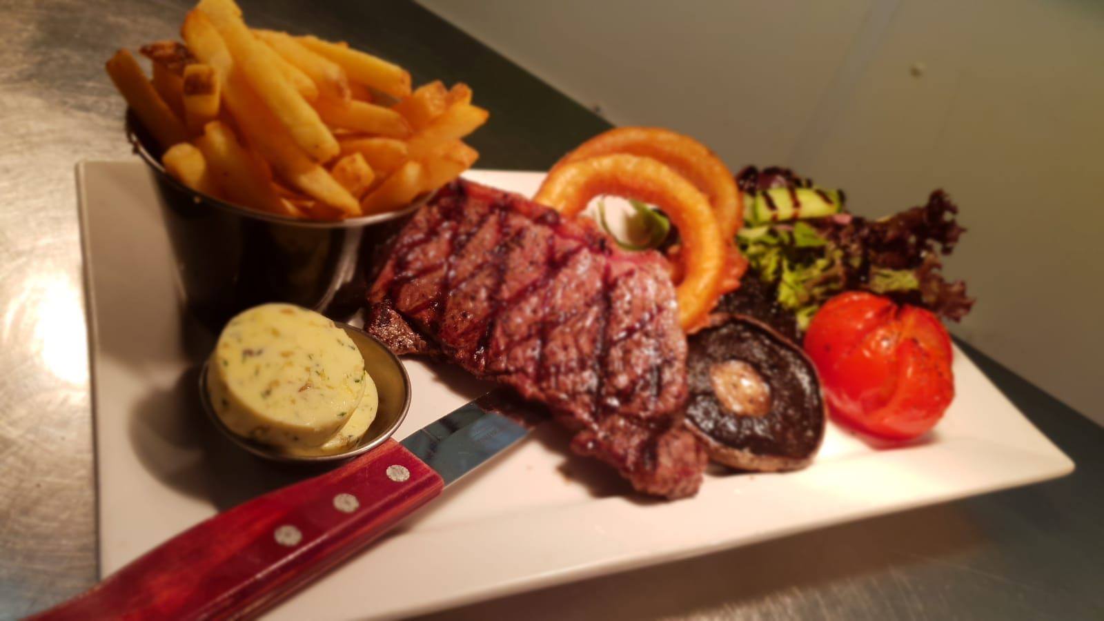 The Mendip Inn - Steak? Salad? Sharing platters with... | Facebook