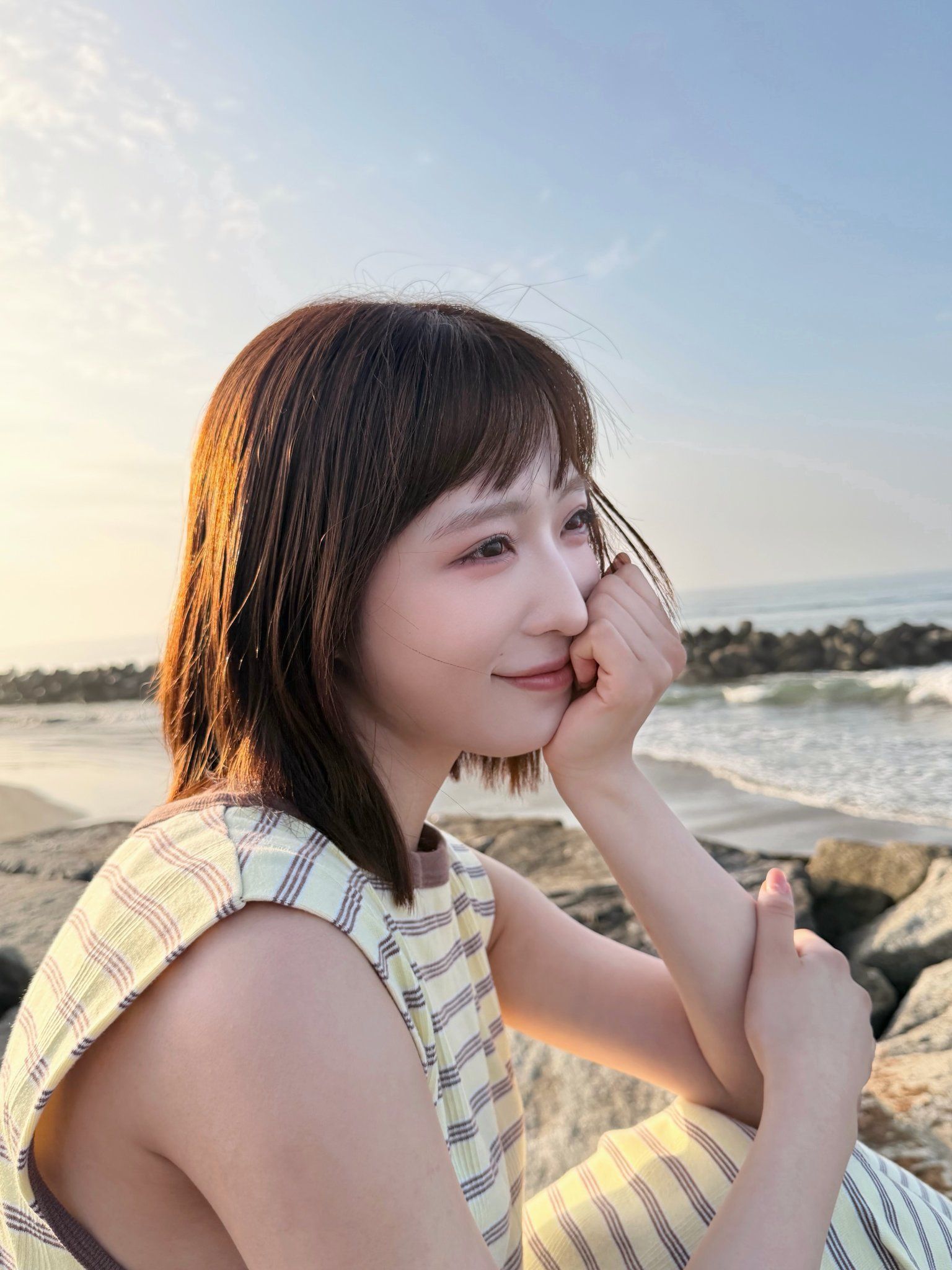 小栗有以 - 小栗有以 added a new photo.