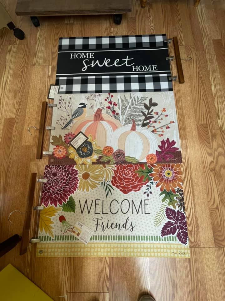 New FALL doormat inserts and flags!!... - Violet Rhea & Co. | Facebook