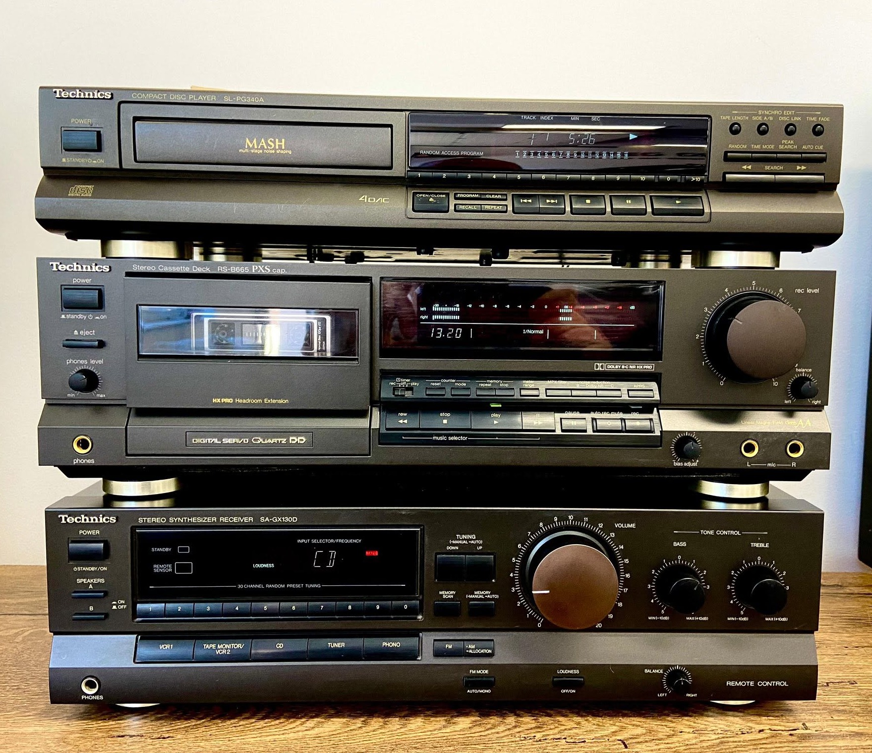My setup Pioneer SA-620 Amp Pioneer TX-720 Tuner Pioneer SG-300