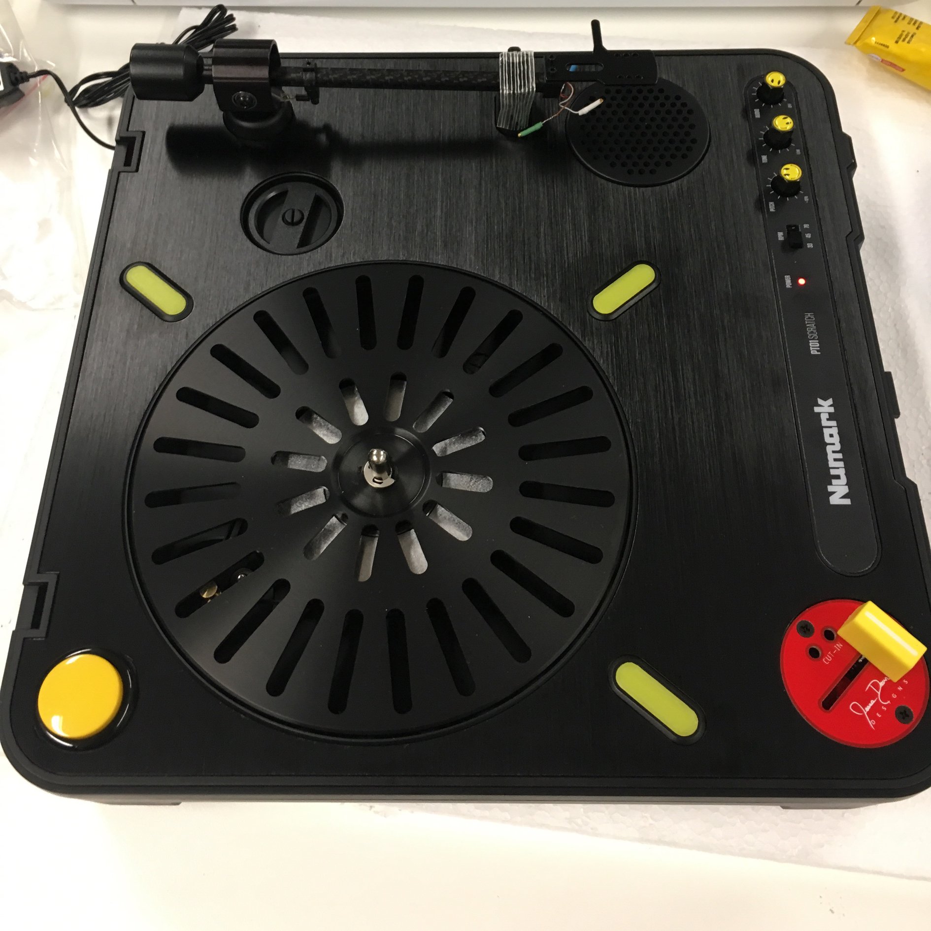 Handroidz & Eri absolutely shut it down on these custom Numark