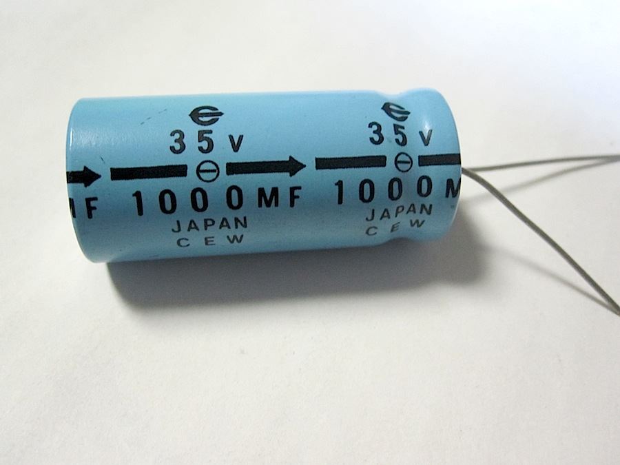 2 pz Condensatori elettrolitici 2200 uF 50V 85° - ART. FQ03