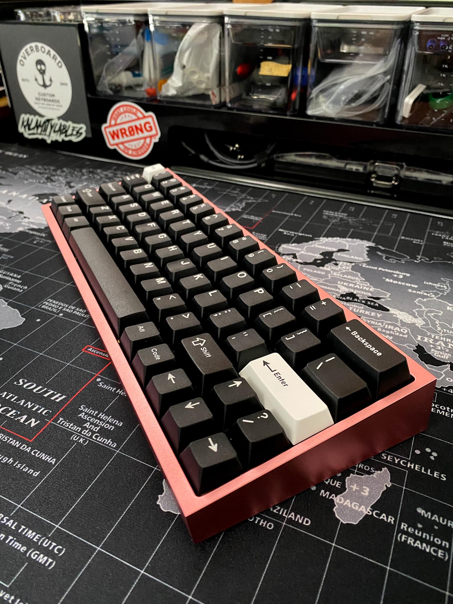 Venom 60HE custom keyboard build