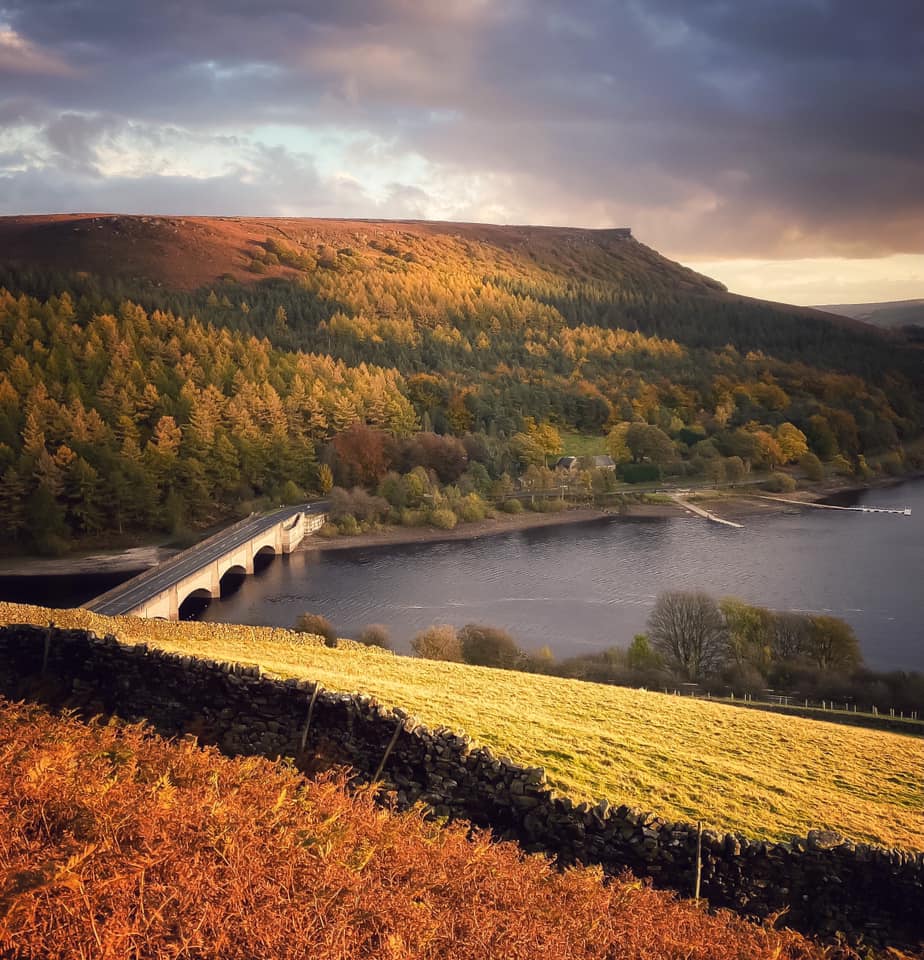 Peaklass - BAMFORD EDGE LIGHT • There are beautiful autumn...