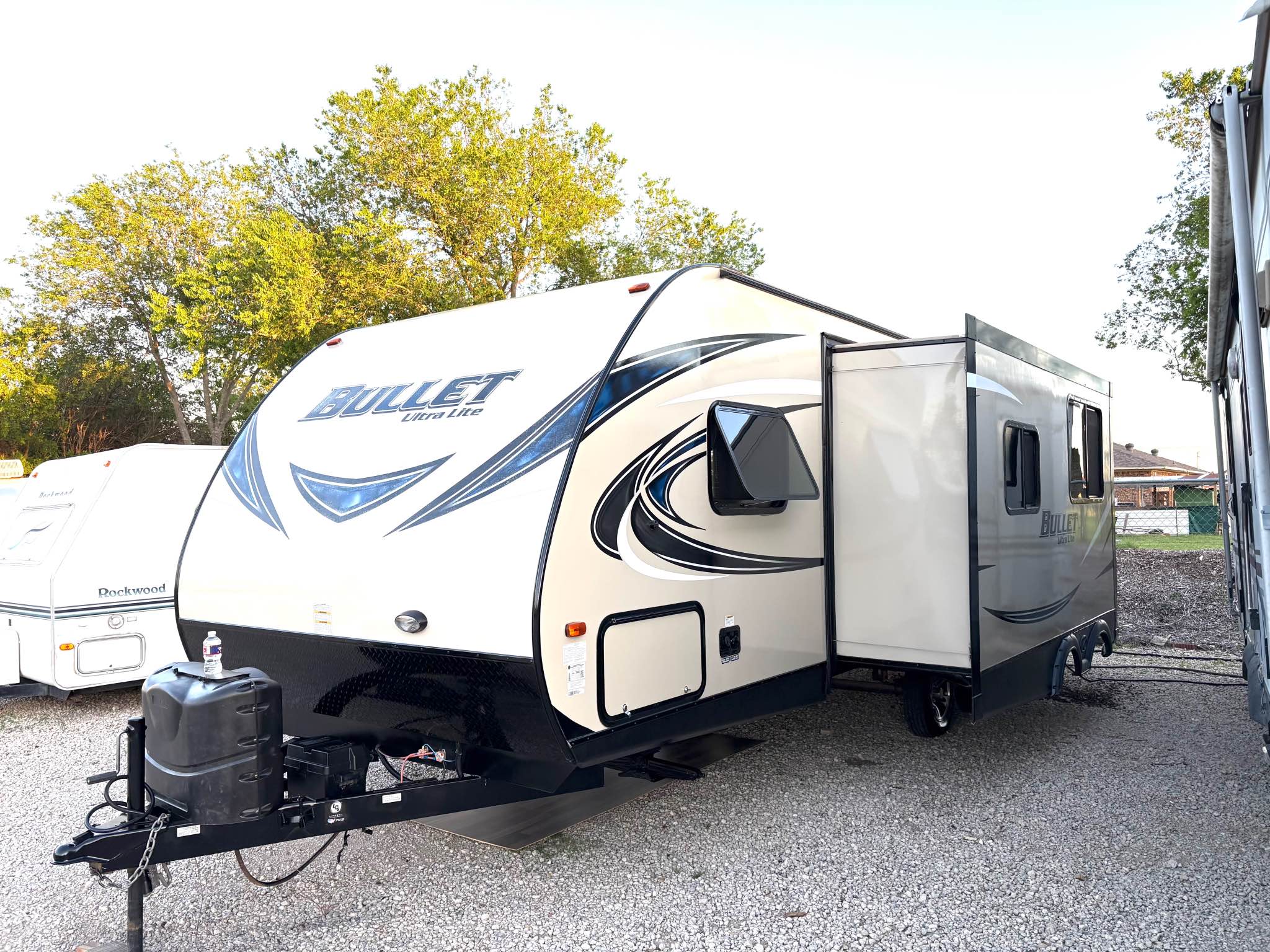 2016 Bullet 26ft bumper pull Travel trailer with super slide - RVs ...