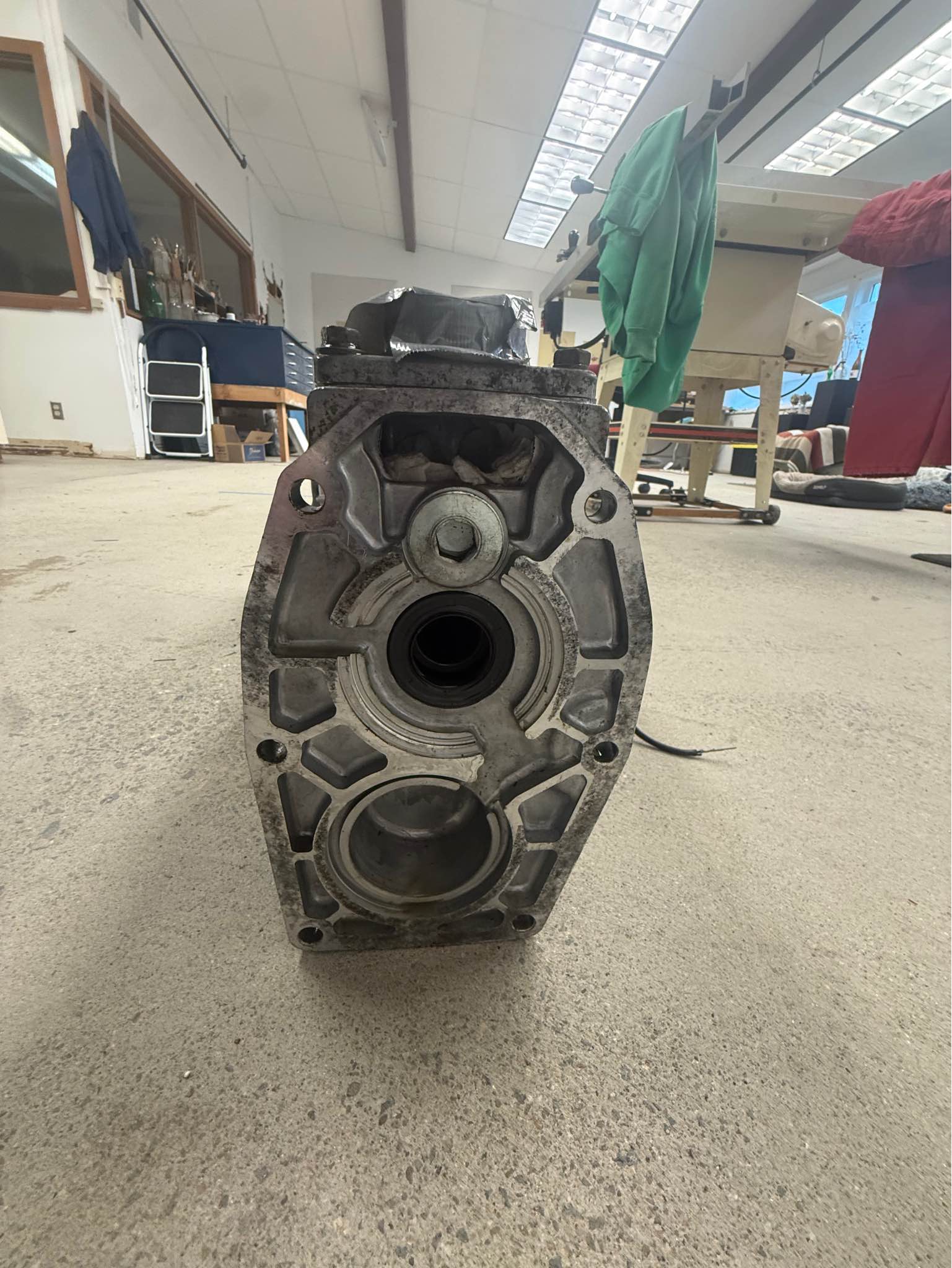 R150F 3.0L Toyota transmission - Car Engines & Engine Parts ...