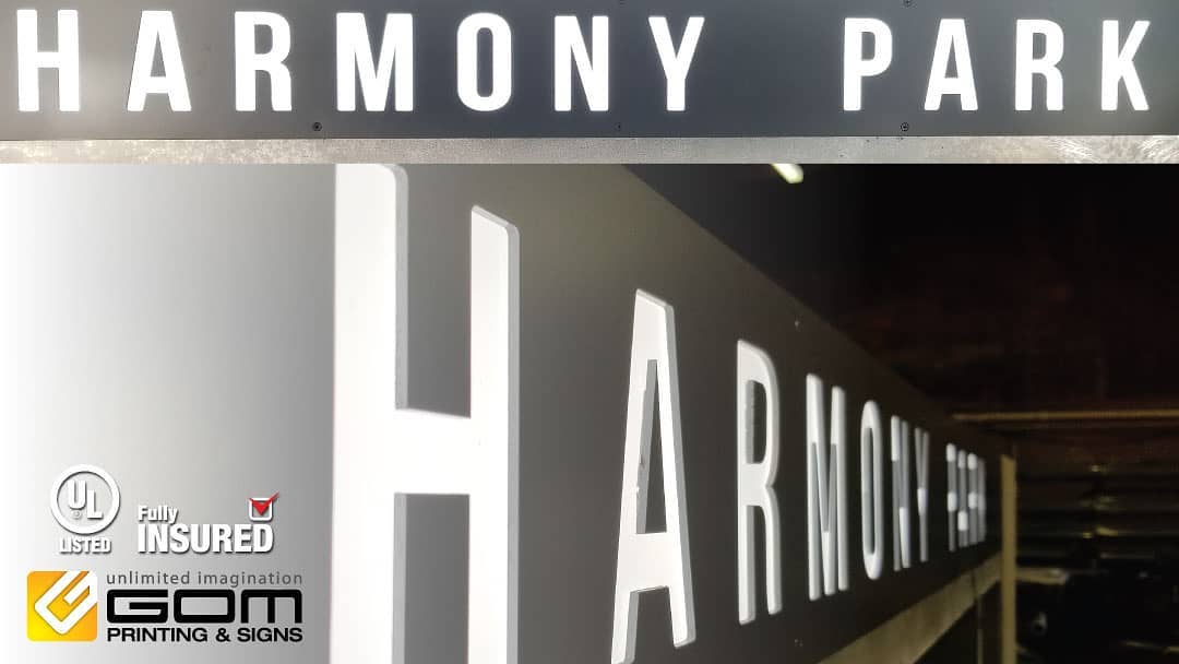 Gom Graphics - #NEW #signs #ledlights #boxsigns | Facebook