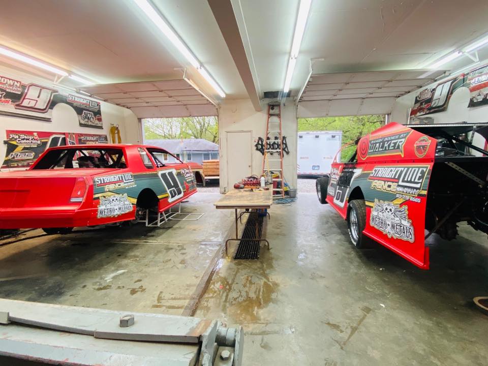 Walker Racing #04