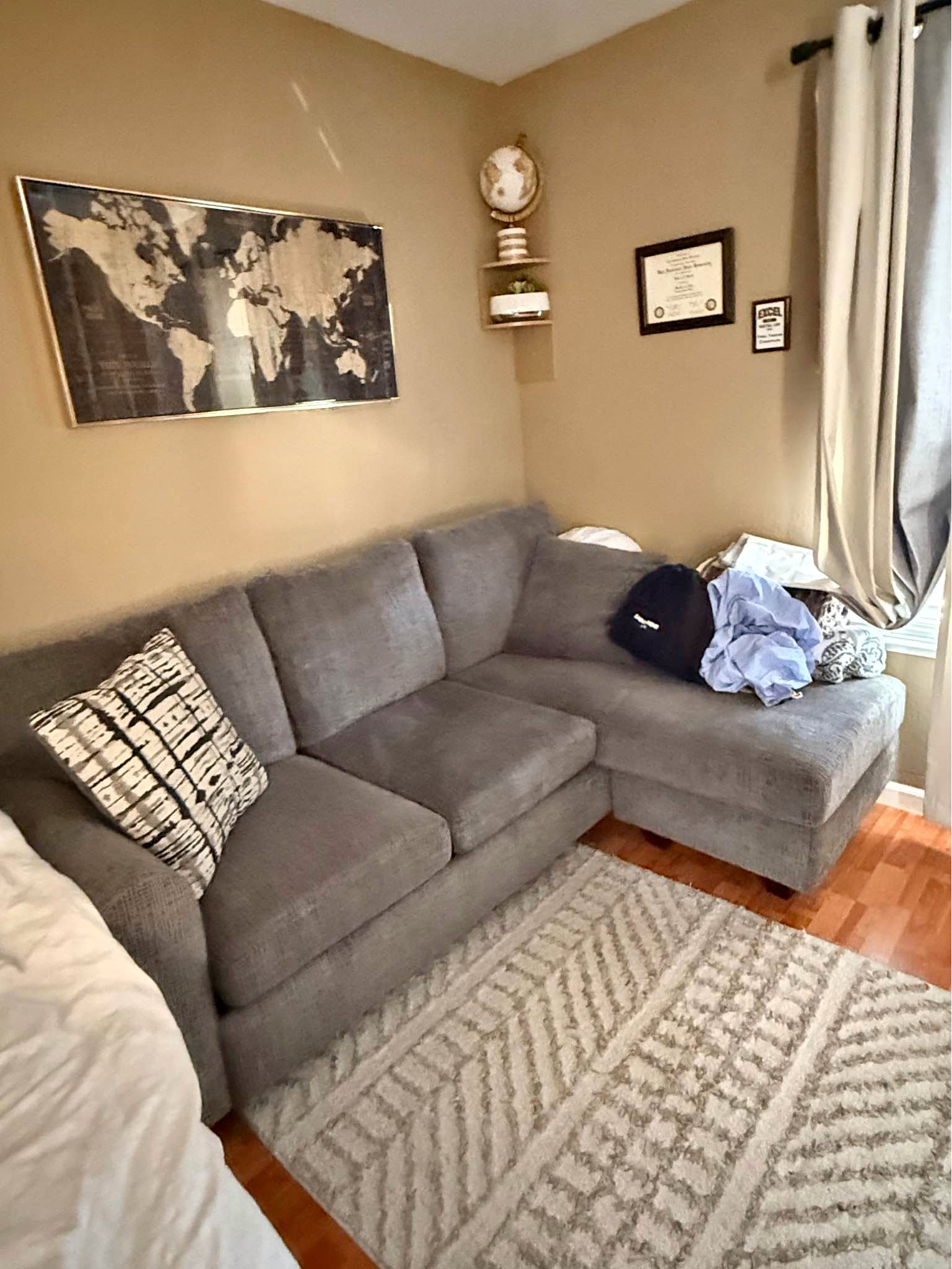 Neu und gebraucht: Sofas zum Verkauf