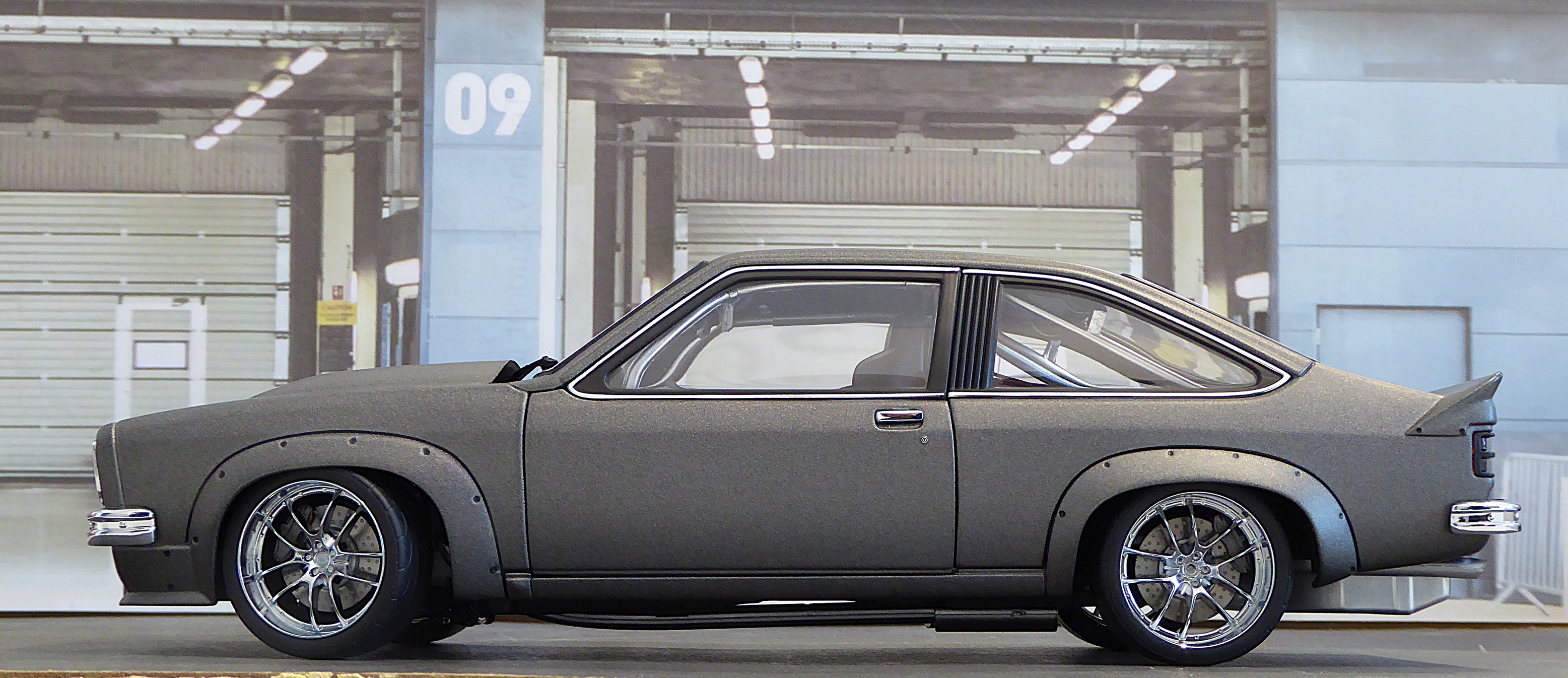 Holden LX Torana SS A9X Street Machine (AUTOart/Biante 1:18)