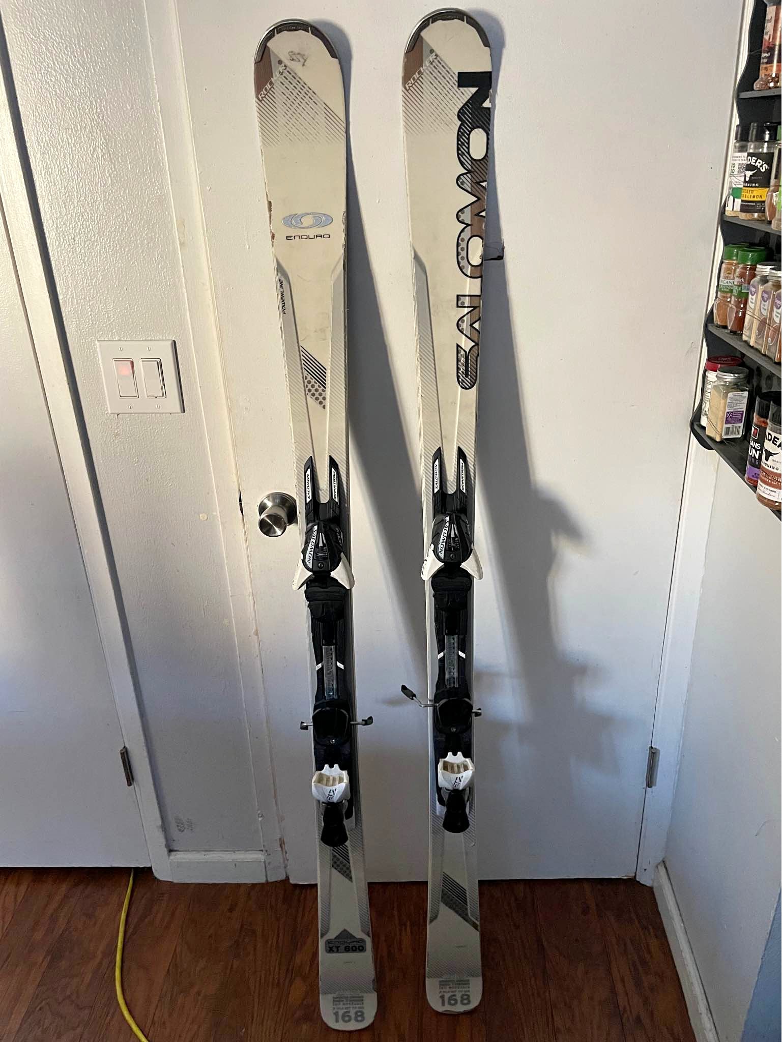 salomon enduro skis 168 2016 Stance 76 AM (M10 GW System Binding) Adult 2027 making these skis ideal for seasoned skiers who love the thrill of fast skis SALOMON ENDURO 800 RS