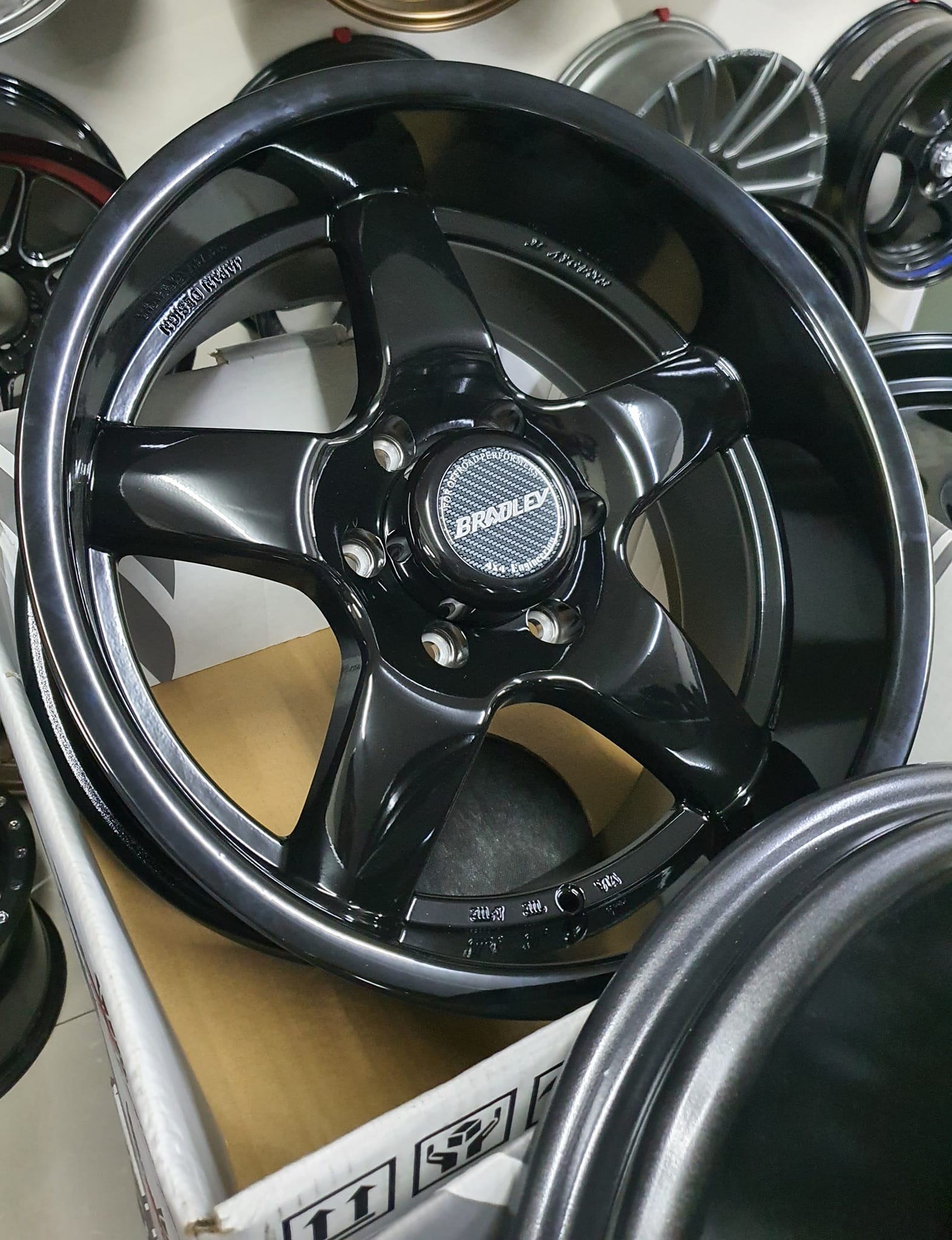 Tokyo Wheels - 18 inch 4X4 Engineering Bradley DT1 New... | Facebook