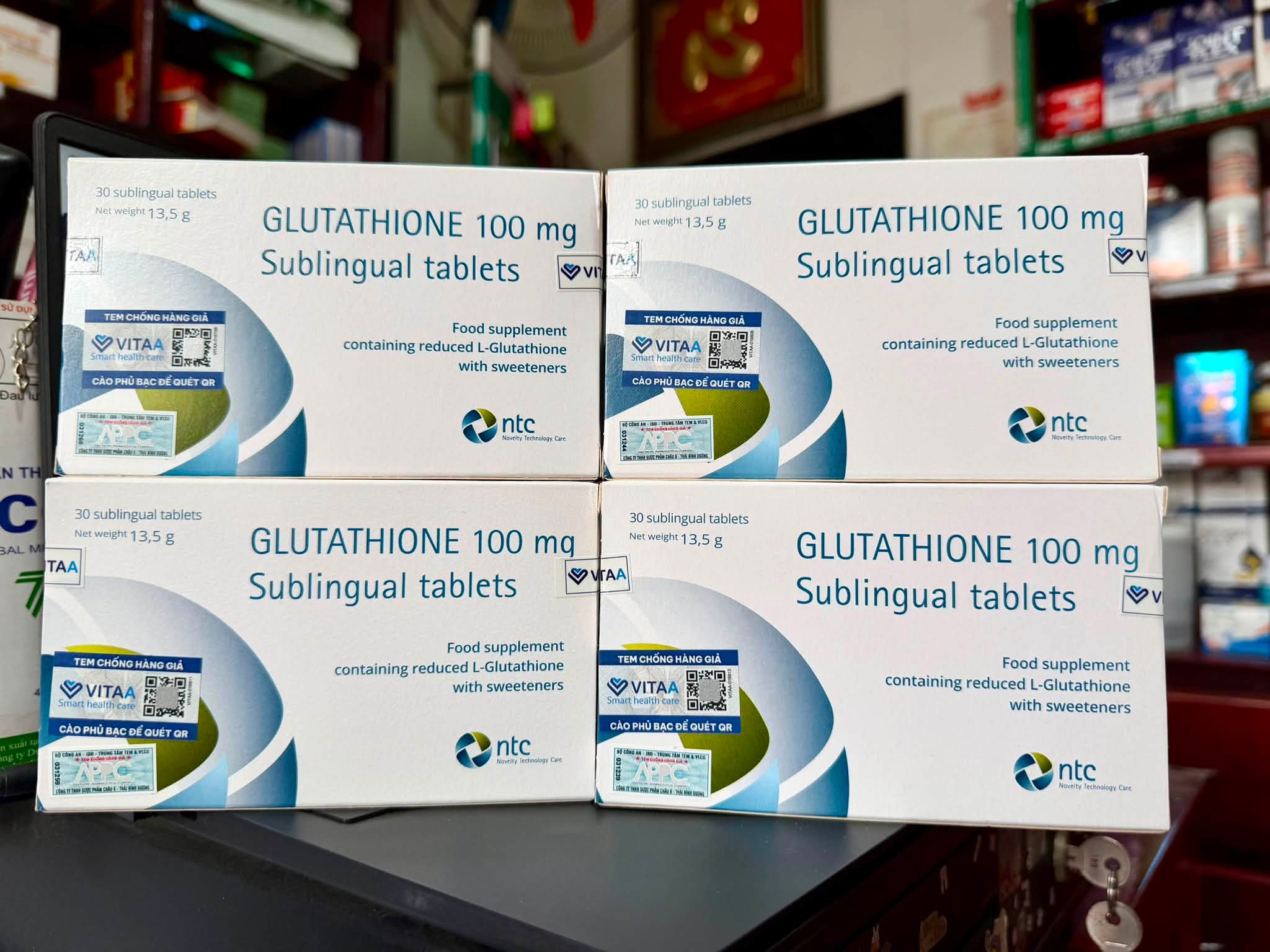 Viên Ngậm trắng 👉Tusa vừa bắt đầu trải nghiệm viên ngậm Glutathion nên quyết định review hành trình thật cho mọi người. 💛 Điều mình kỳ vọng ở sản phẩm: ✓Hỗ trợ